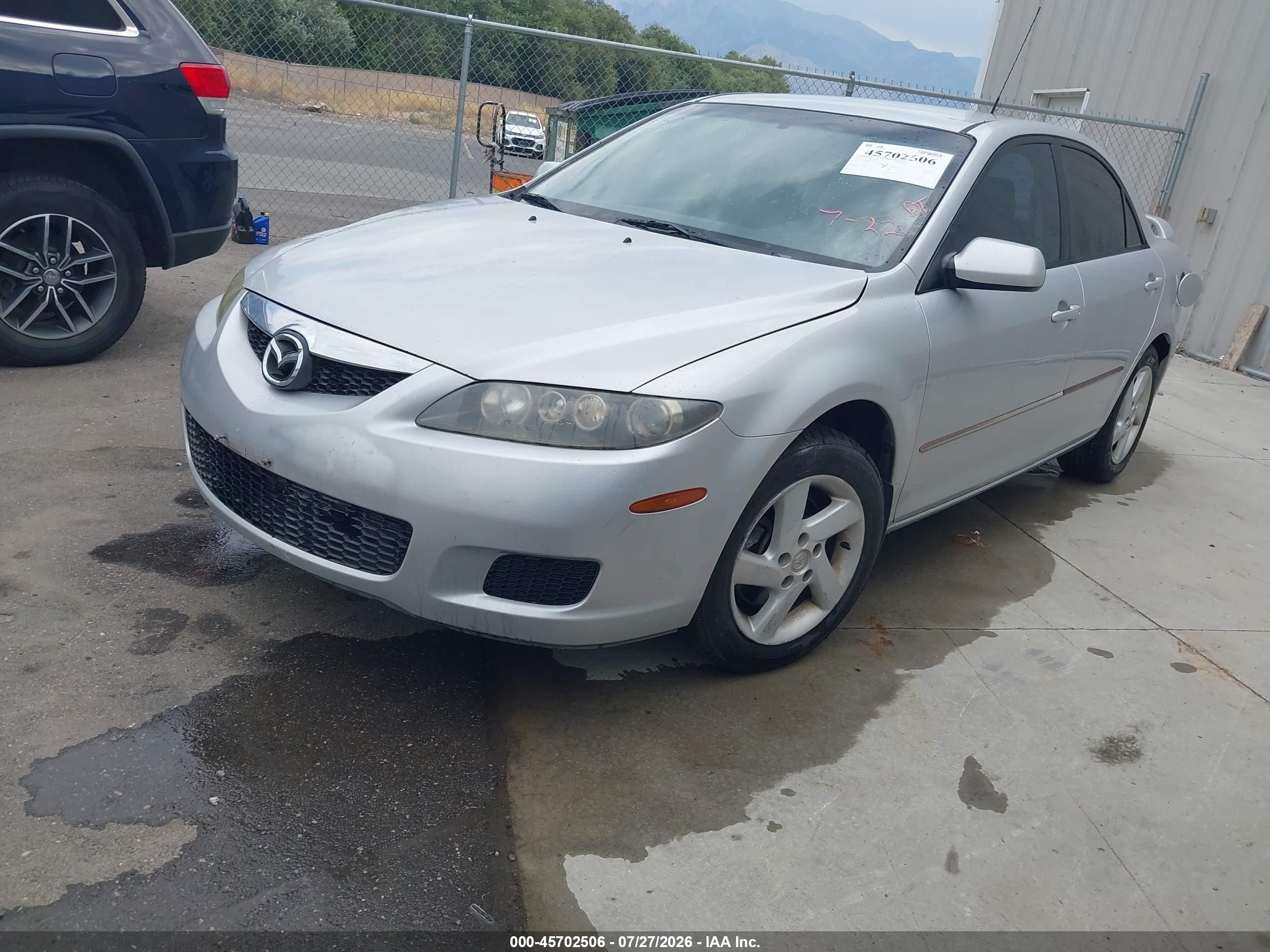 2006 Mazda Mazda6 I Серебряный vin: 1YVFP80C665M03470