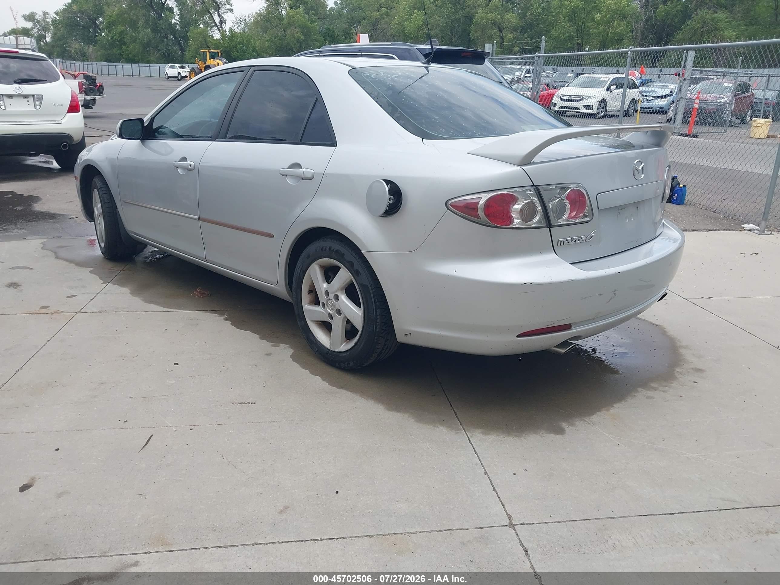 2006 Mazda Mazda6 I Серебряный vin: 1YVFP80C665M03470