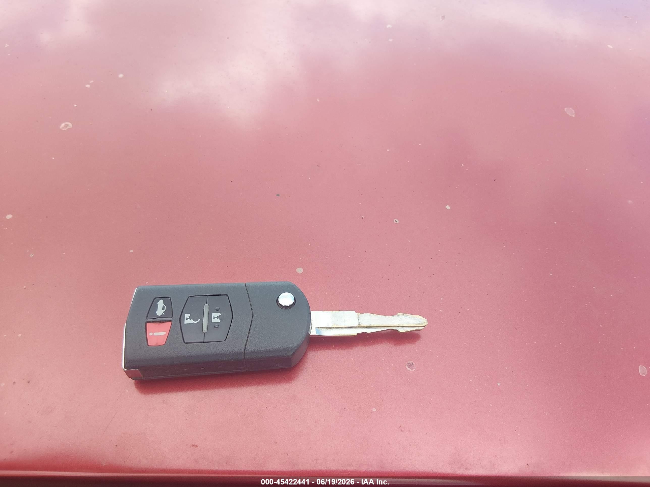 2006 Mazda Mazda6 I Red vin: 1YVFP80C665M06577
