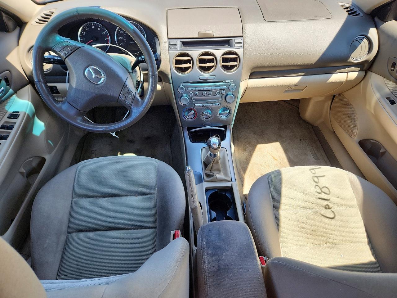 2003 Mazda 6 I Red vin: 1YVFP80C835M34618