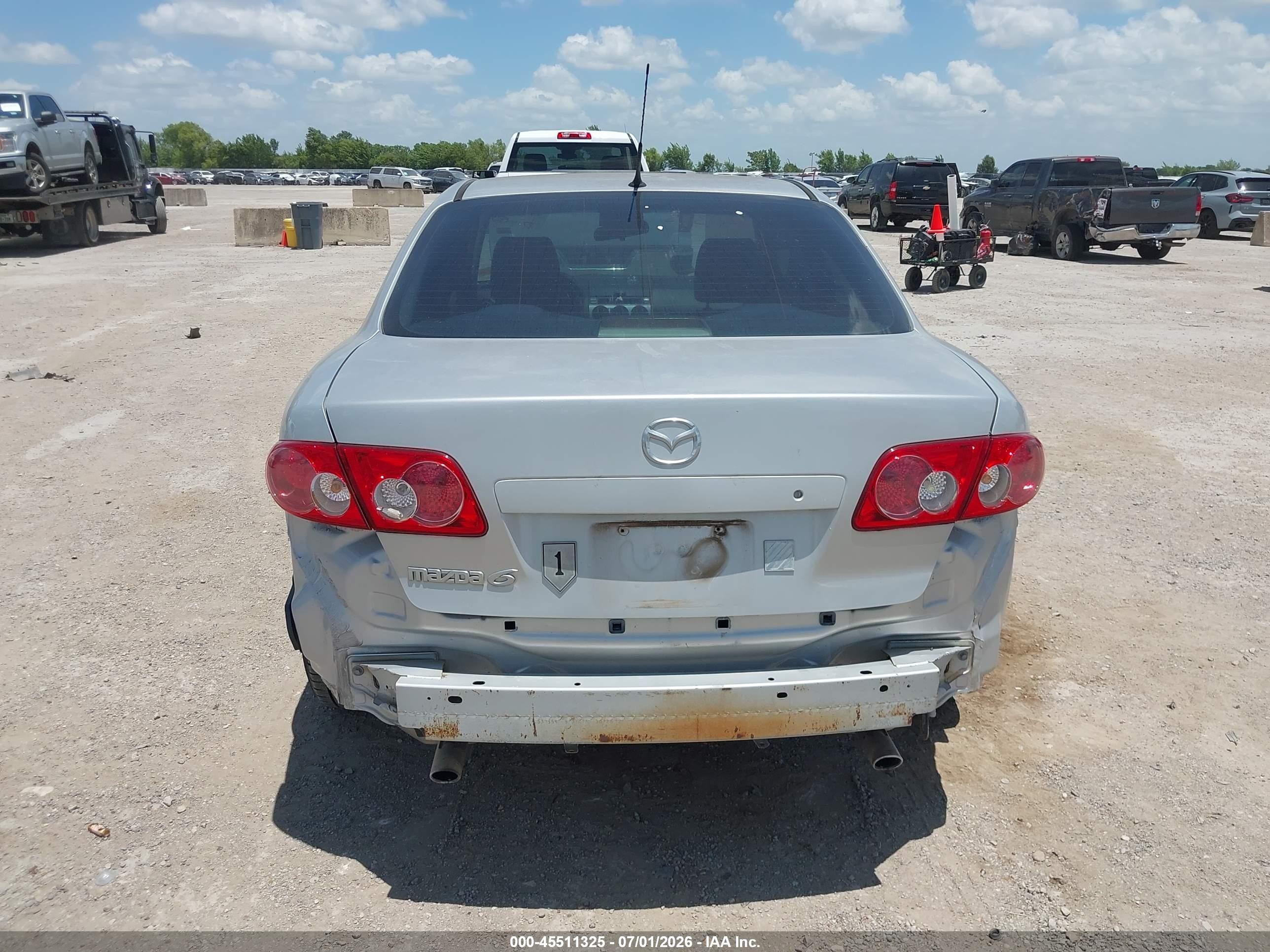 2005 Mazda Mazda6 I Base Silver vin: 1YVFP80C855M26912