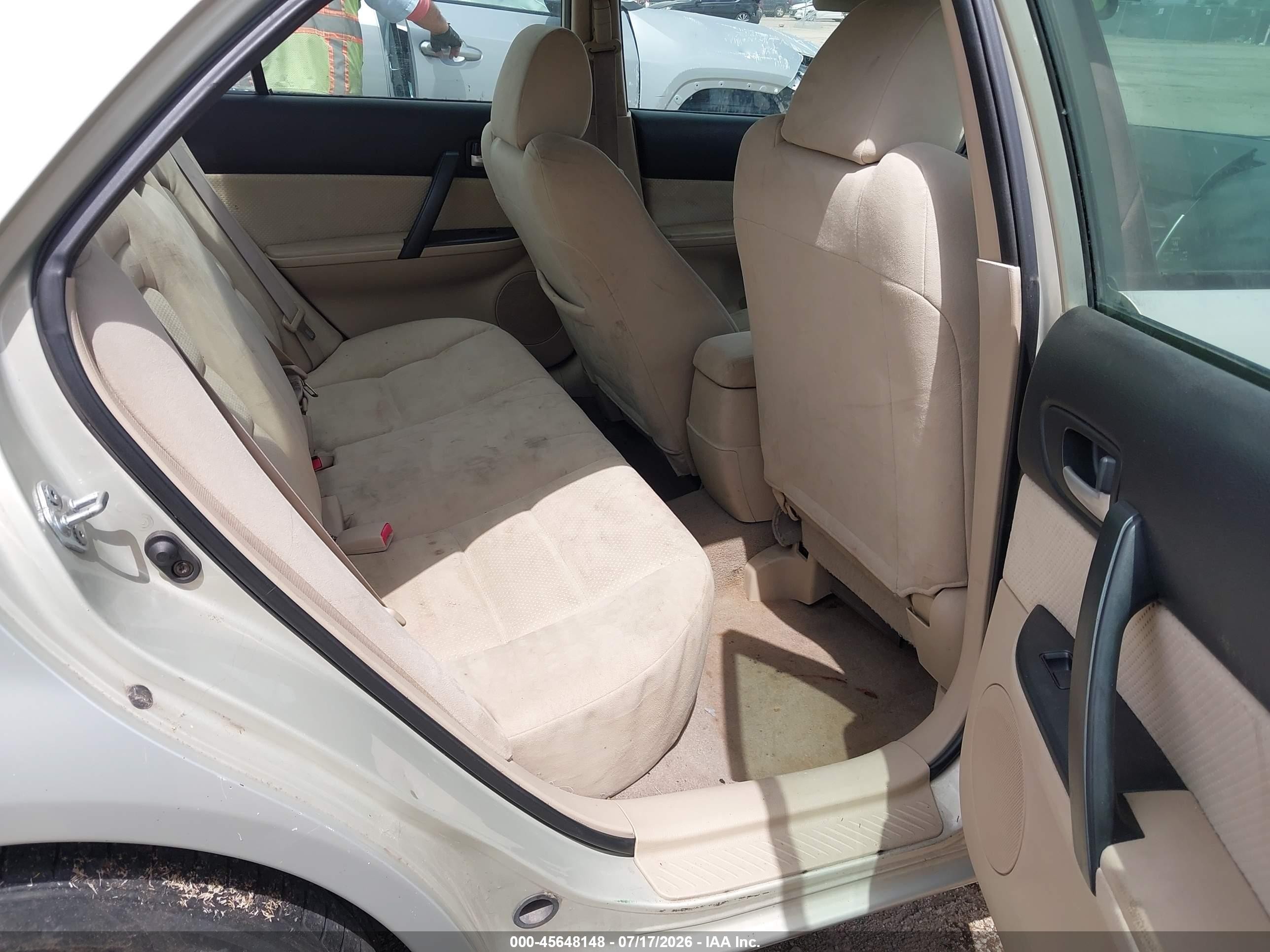 2006 Mazda Mazda6 I Beige vin: 1YVFP80C965M66224