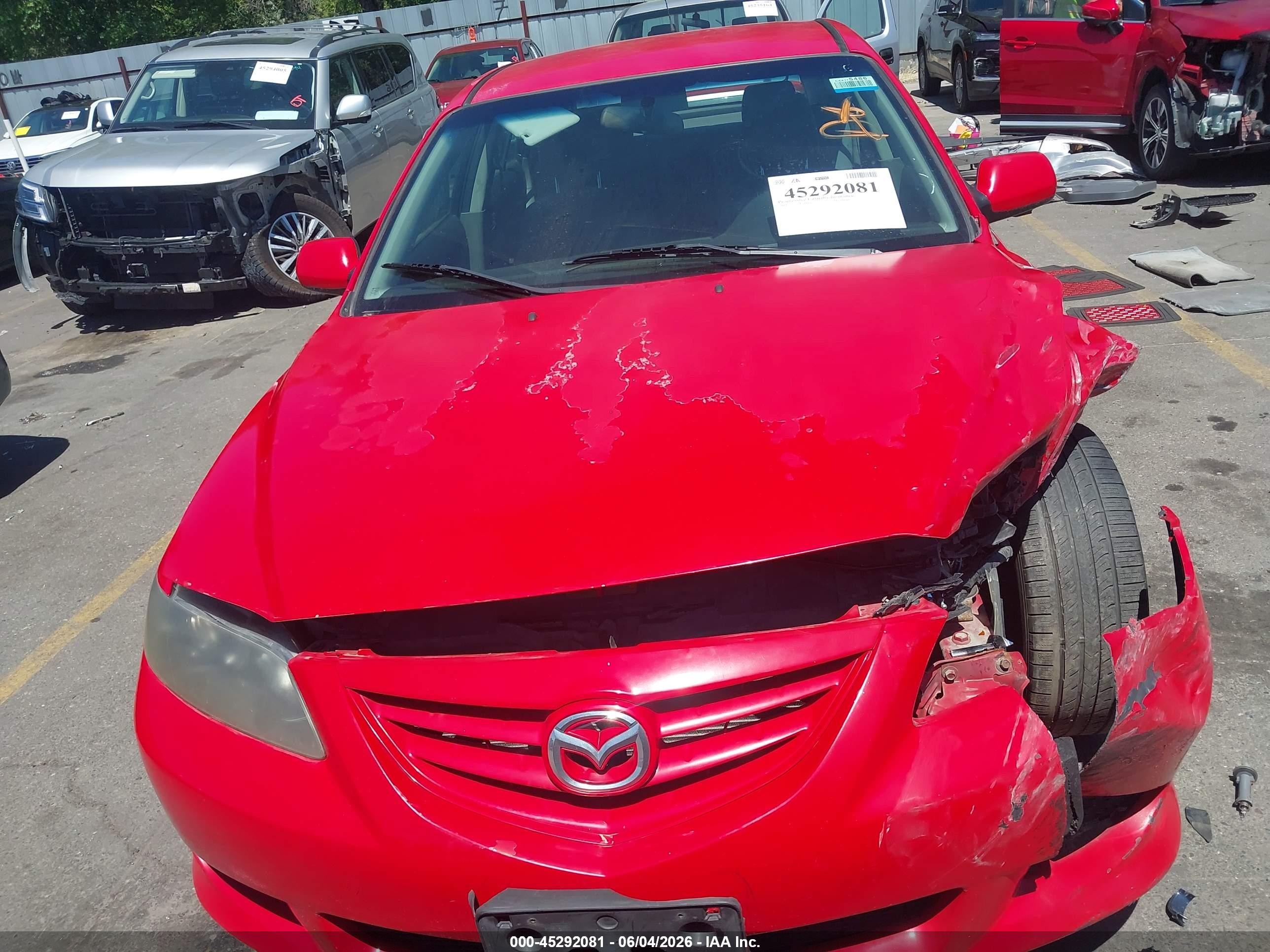 2004 Mazda Mazda6 I Red vin: 1YVFP84C545N80308