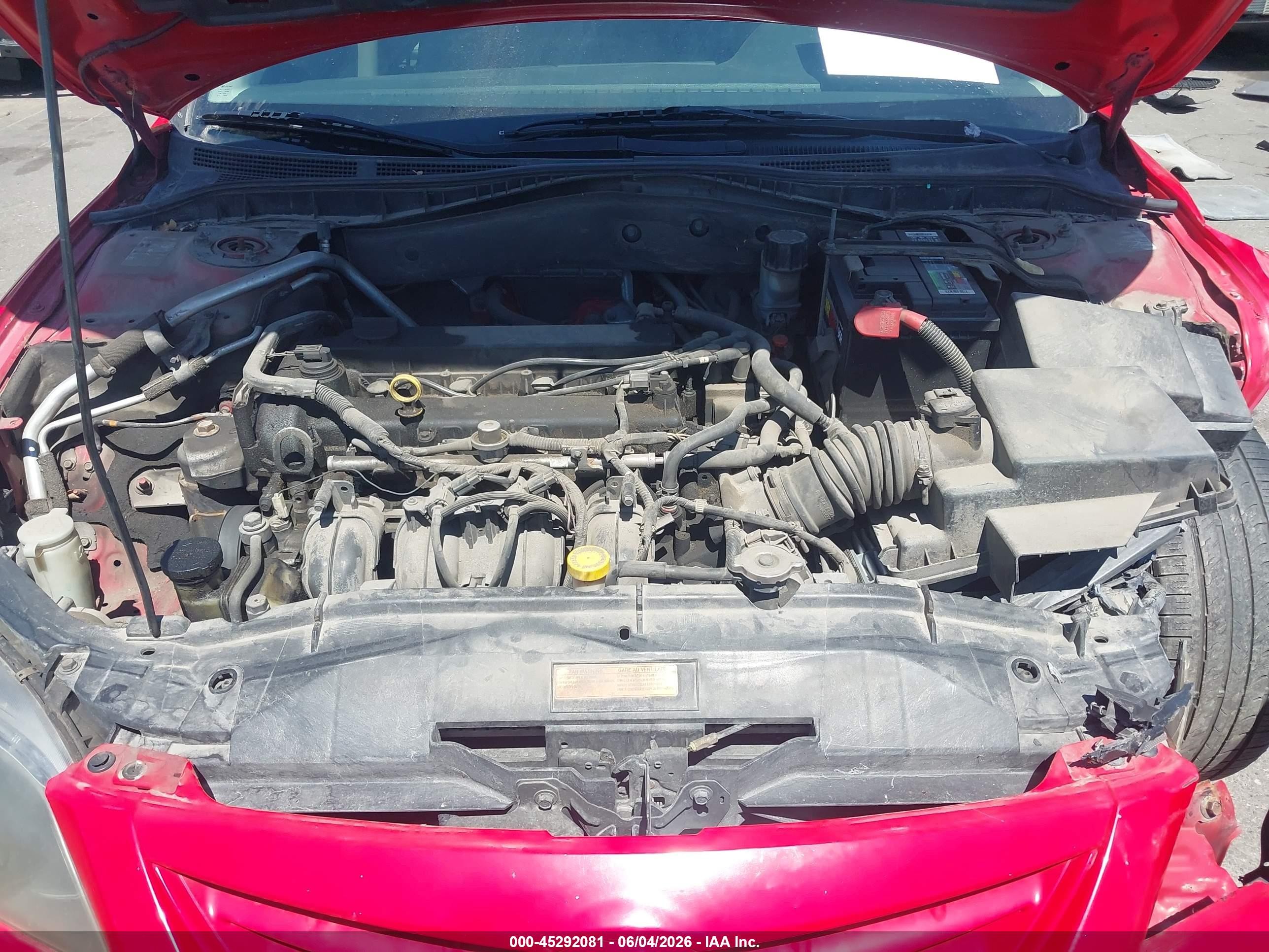2004 Mazda Mazda6 I Red vin: 1YVFP84C545N80308