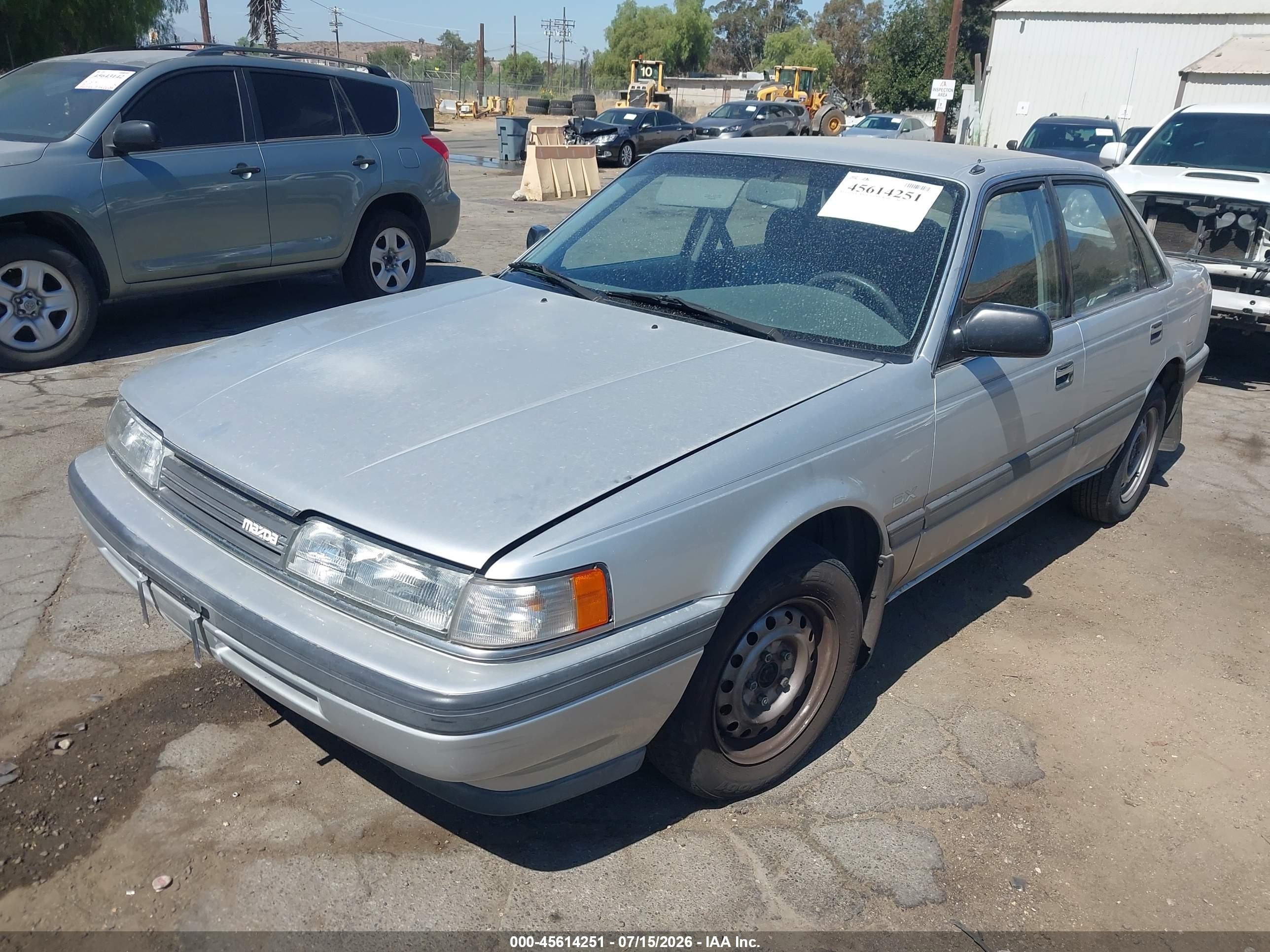 1991 Mazda 626 Dx/lx Silver vin: 1YVGD22B2M5119670