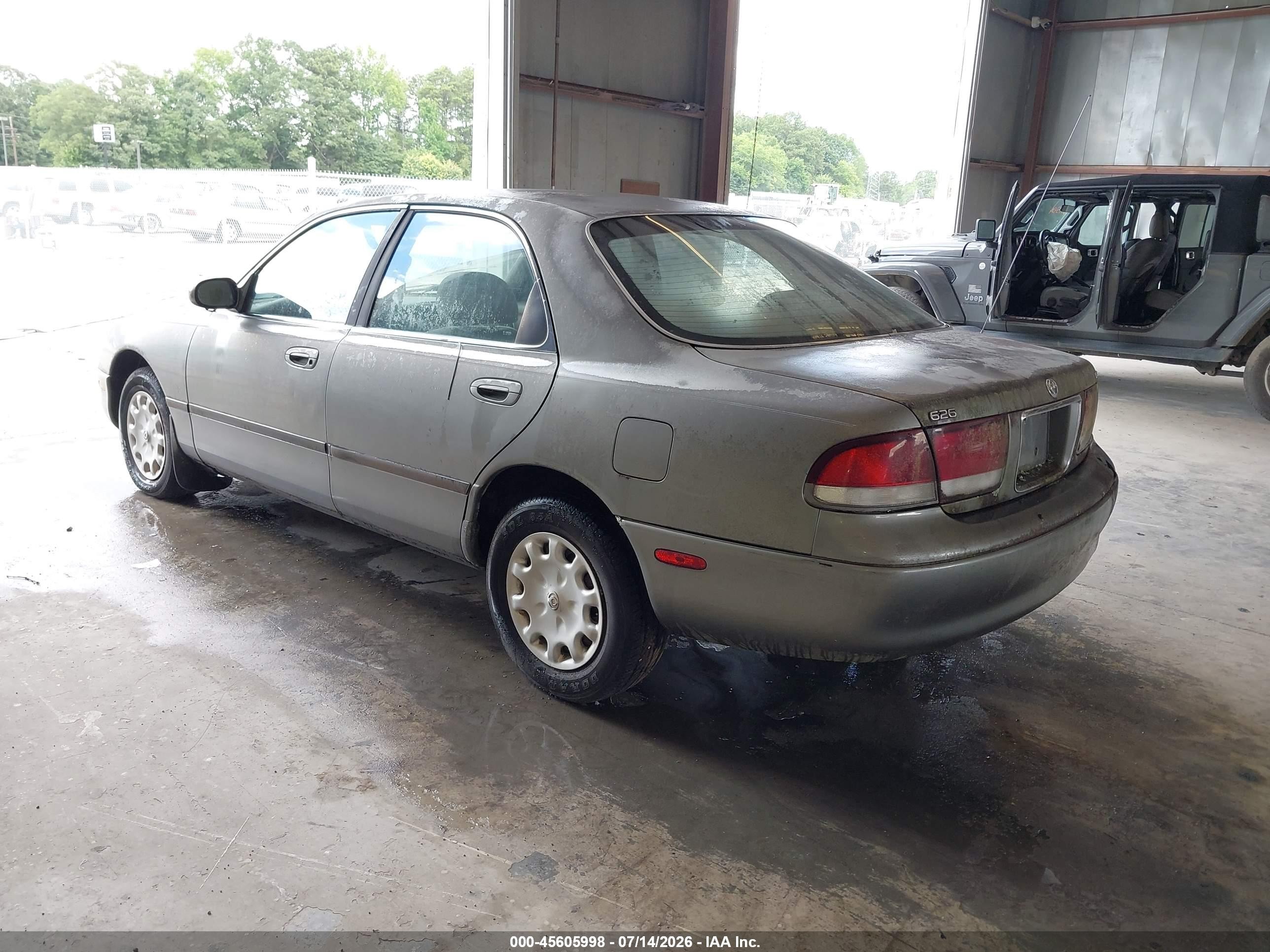 1996 Mazda 626 Dx/lx Серый vin: 1YVGE22C3T5508533