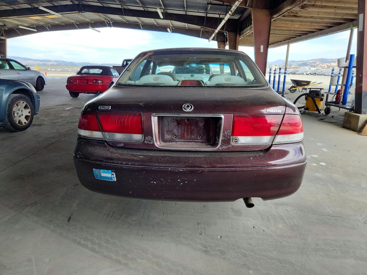 1996 Mazda 626 Dx Purple vin: 1YVGE22C6T5562747