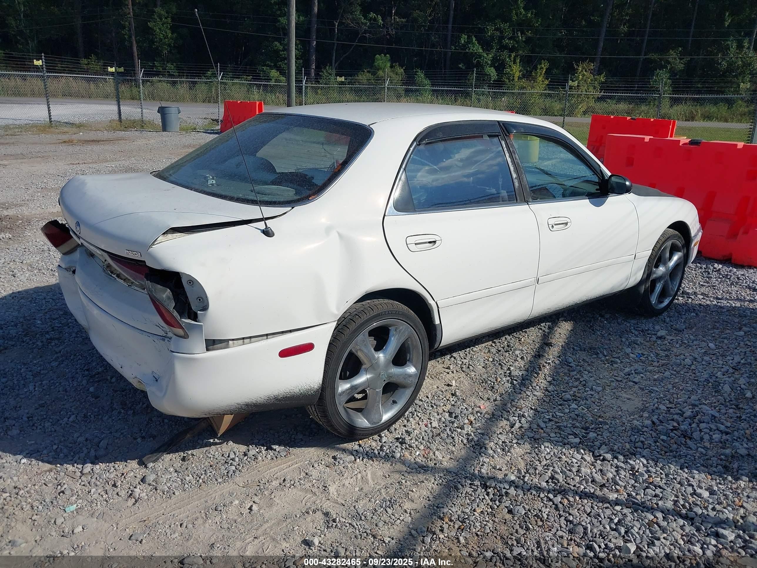 1996 Mazda 626 Dx/lx White vin: 1YVGE22C7T5580058