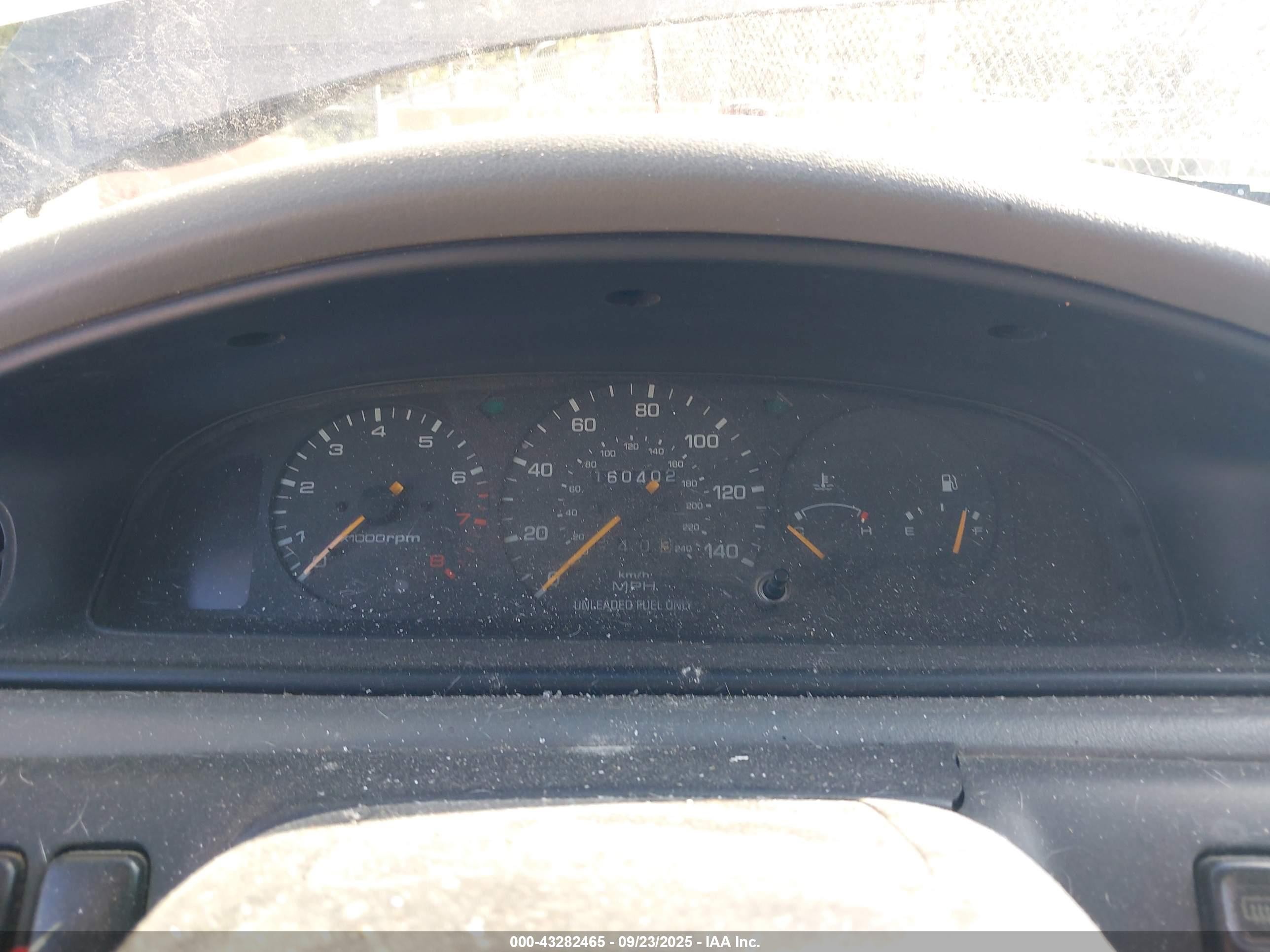 1996 Mazda 626 Dx/lx White vin: 1YVGE22C7T5580058