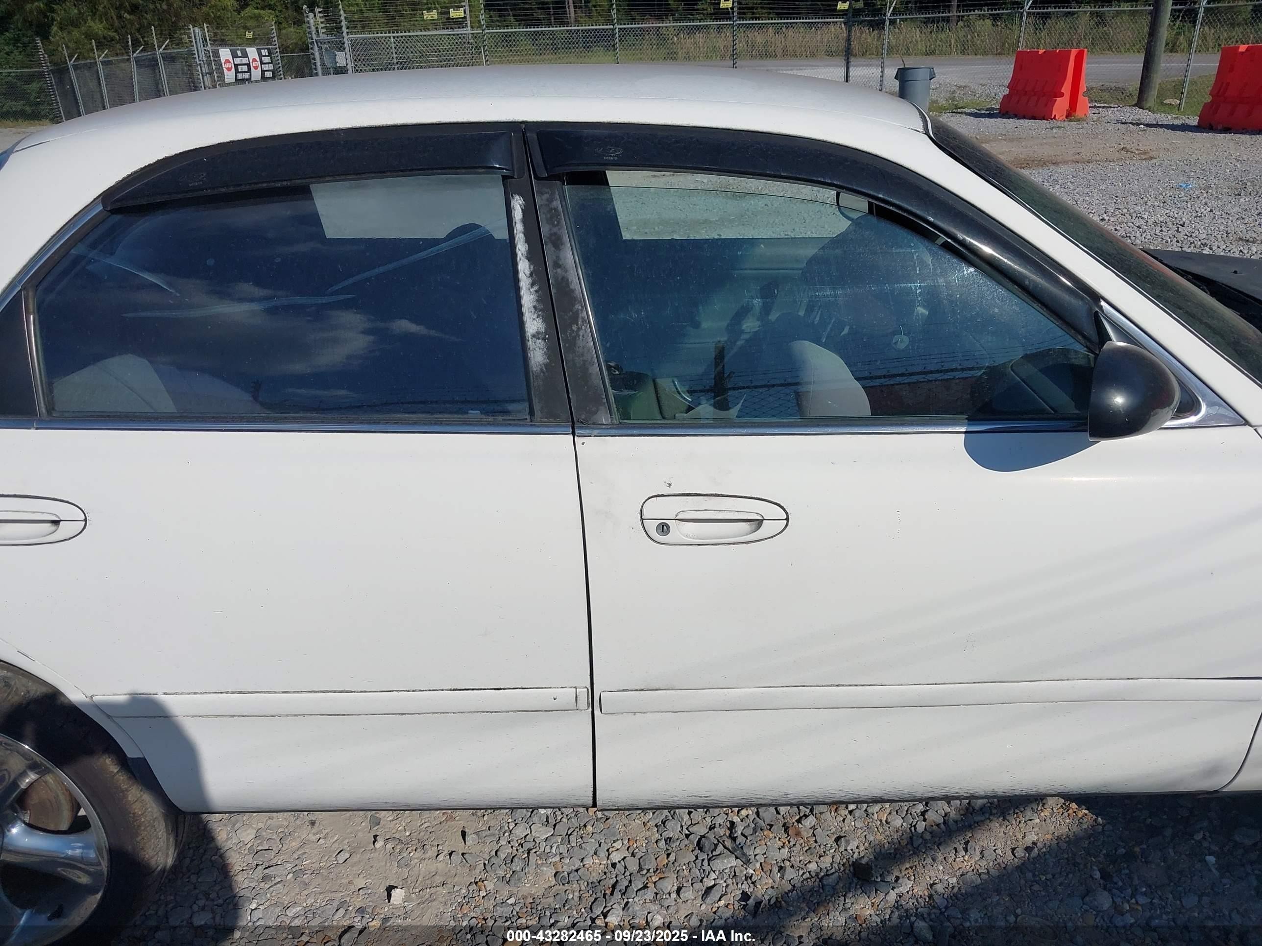 1996 Mazda 626 Dx/lx White vin: 1YVGE22C7T5580058