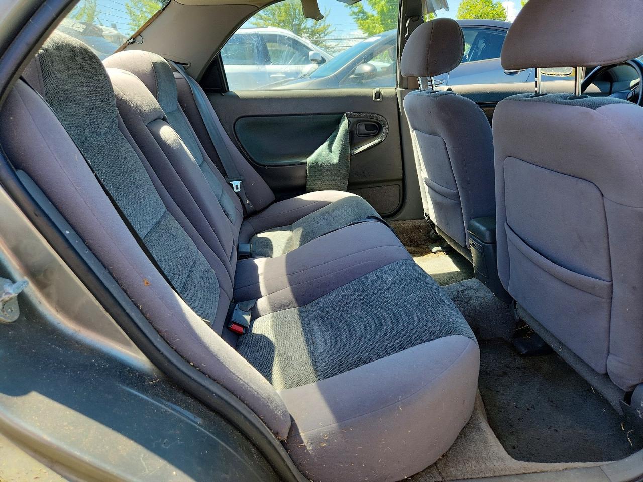 1996 Mazda 626 Dx Gray vin: 1YVGE22CXT5578269