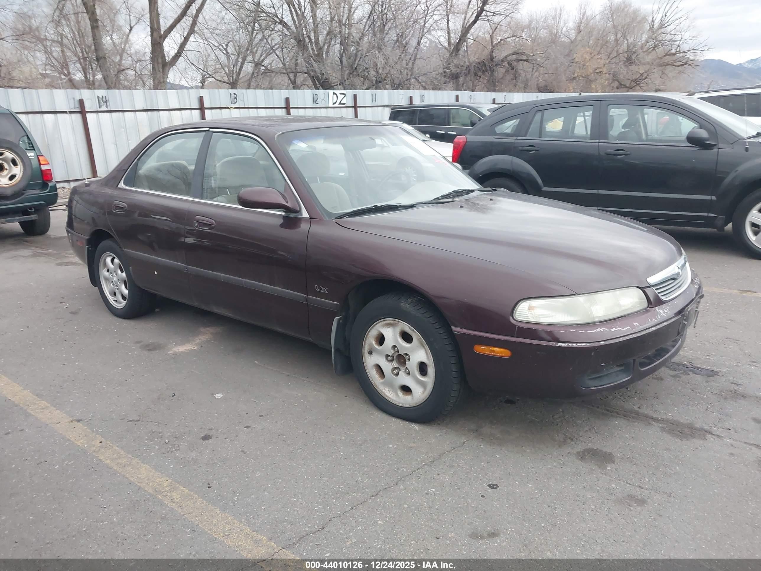 1996 Mazda 626 Es/lx Красный vin: 1YVGE22D6T5510561