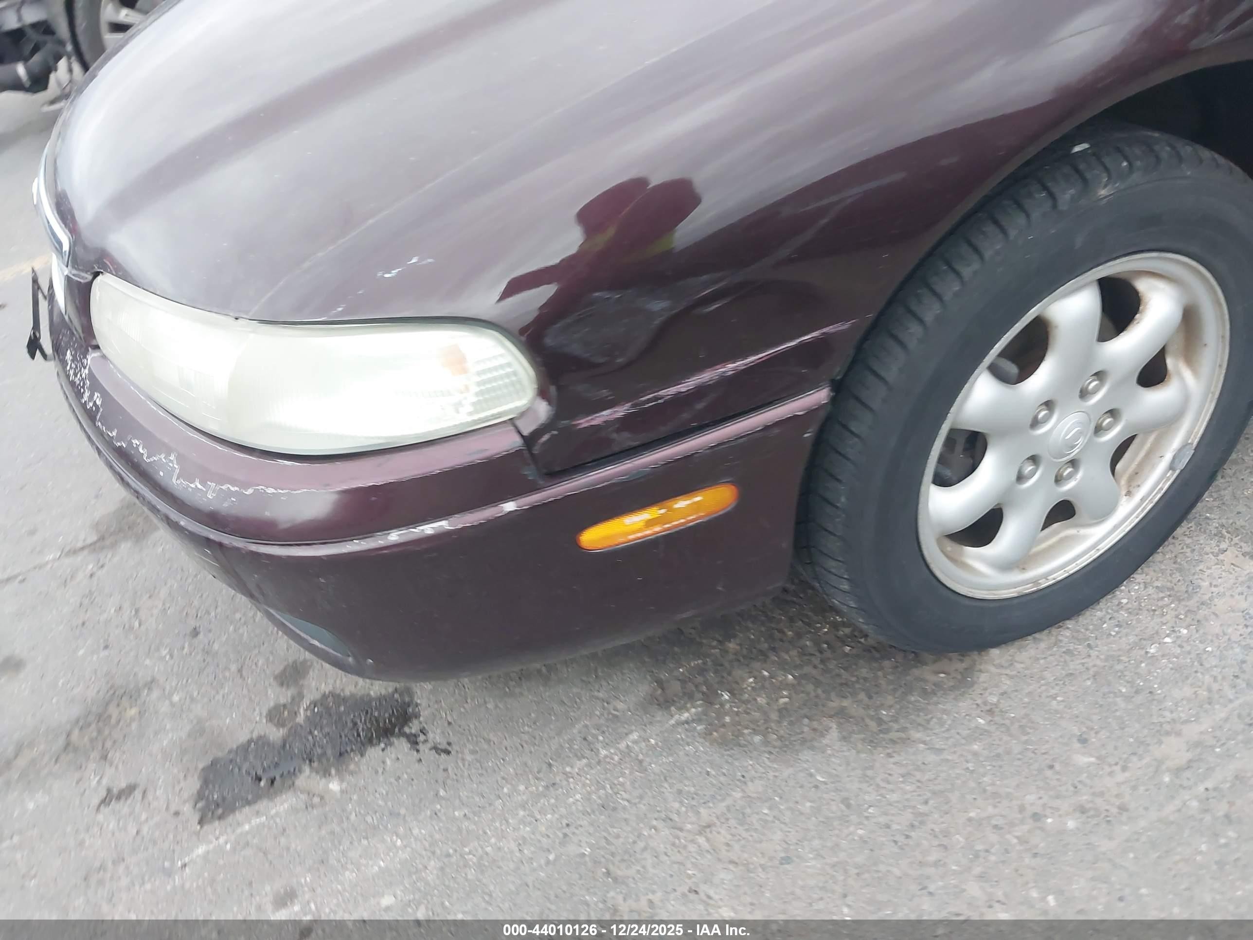 1996 Mazda 626 Es/lx Красный vin: 1YVGE22D6T5510561