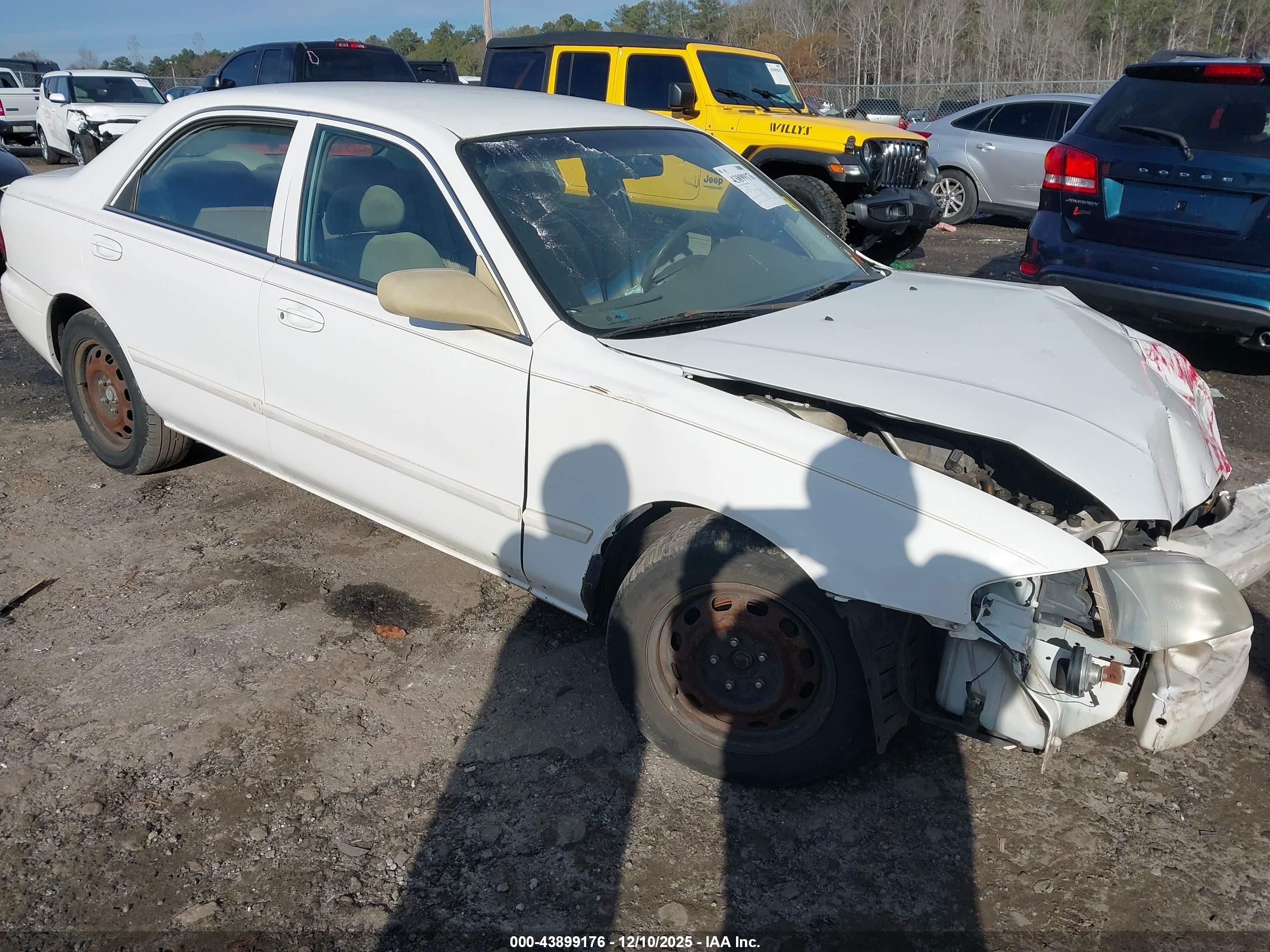 2001 Mazda 626 Es/lx White vin: 1YVGF22C015213836