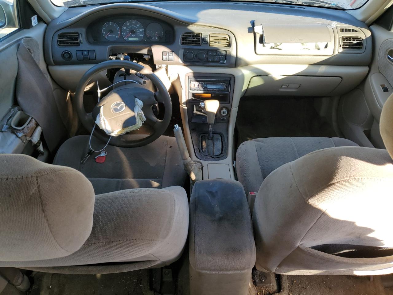 2001 Mazda 626 Es   Gold vin: 1YVGF22C015227879