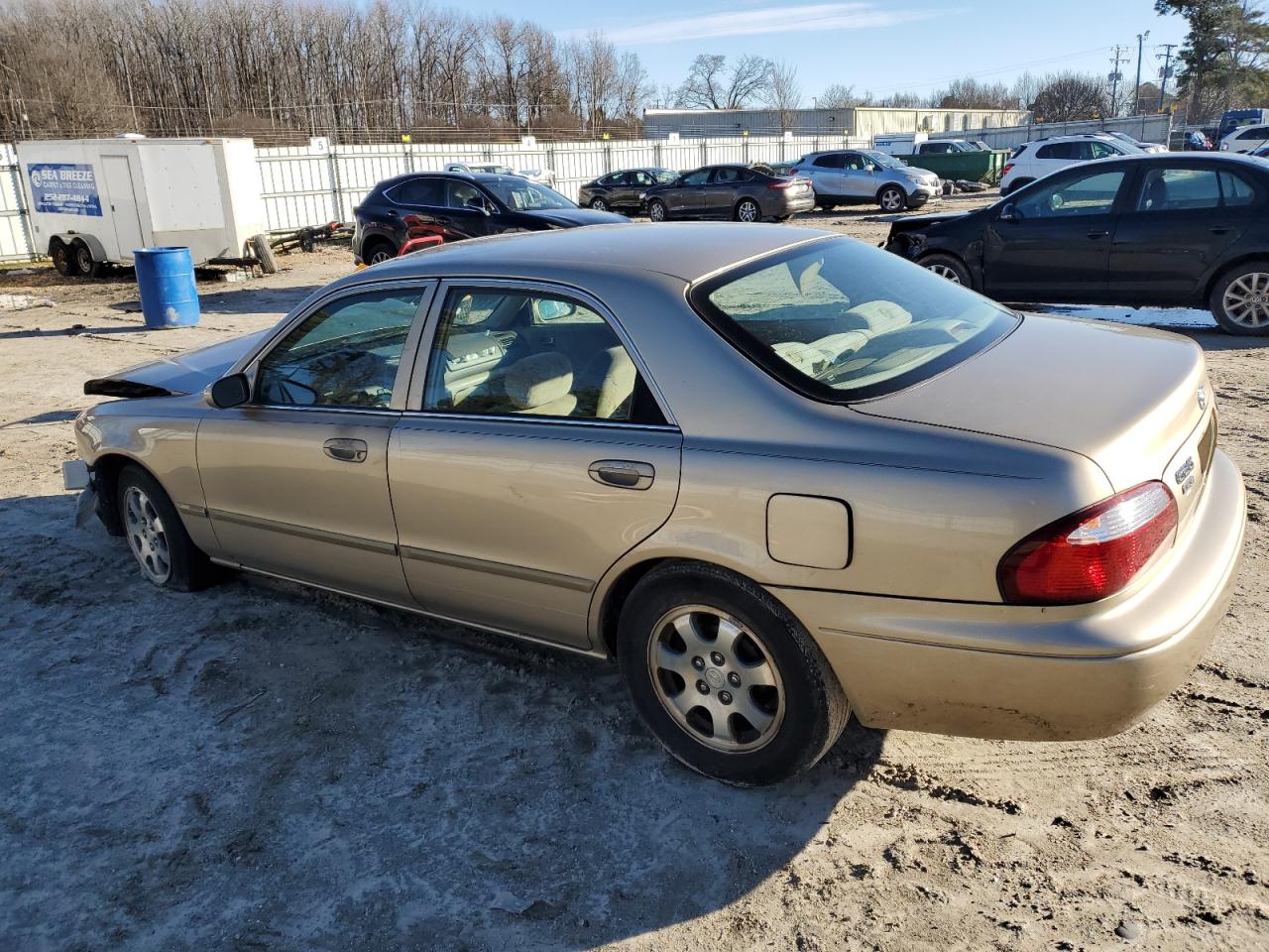 2001 Mazda 626 Es   Gold vin: 1YVGF22C015227879