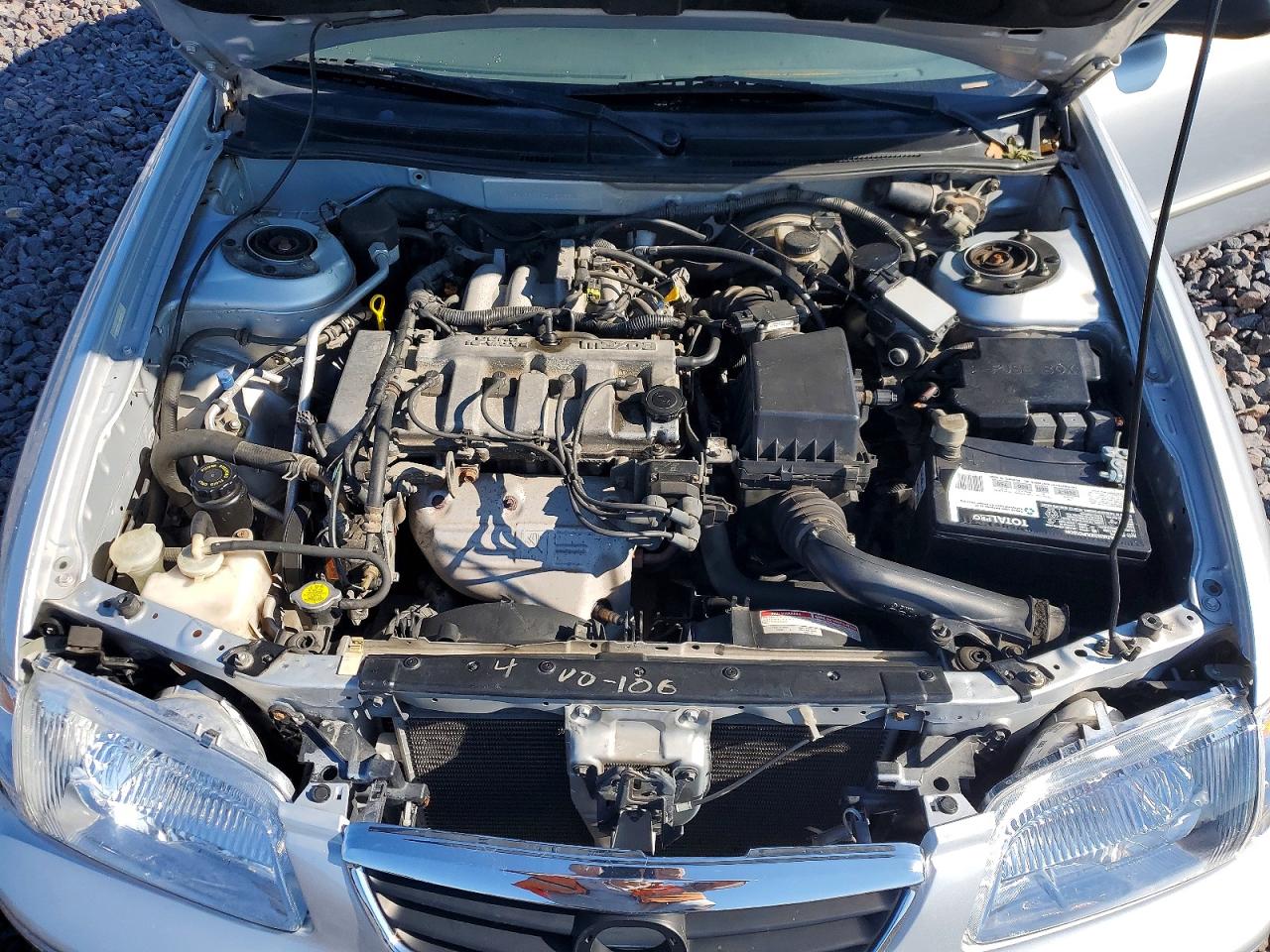 2001 Mazda 626 Es Silver vin: 1YVGF22C015235156