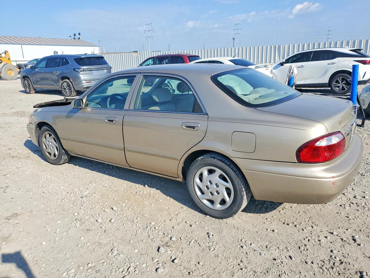 2001 Mazda 626 Es Tan vin: 1YVGF22C115221962