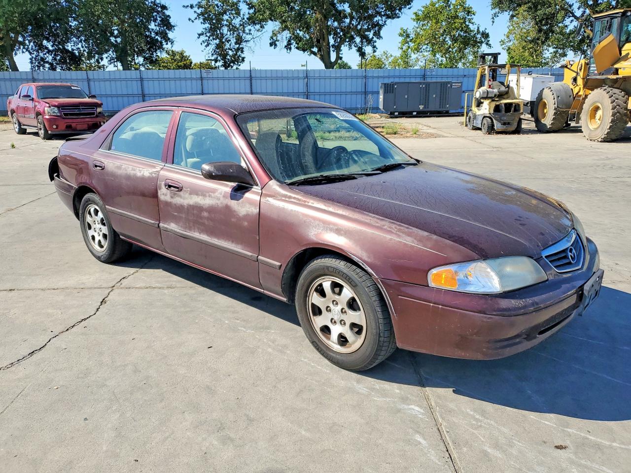 2001 Mazda 626 Es Burgundy vin: 1YVGF22C115233352