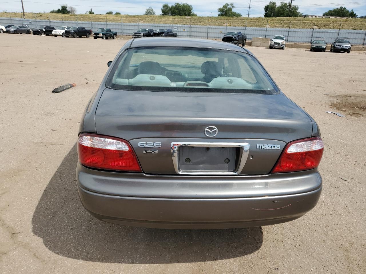 2001 Mazda 626 Es Серый vin: 1YVGF22C115240849