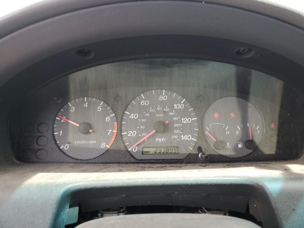 2001 Mazda 626 Es Серый vin: 1YVGF22C115240849