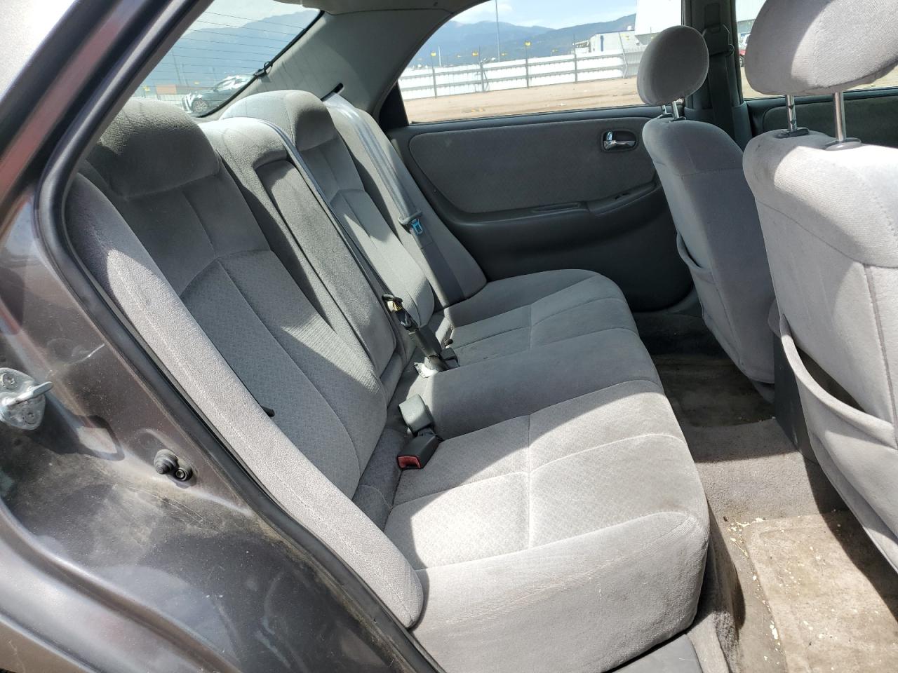 2001 Mazda 626 Es Серый vin: 1YVGF22C115240849
