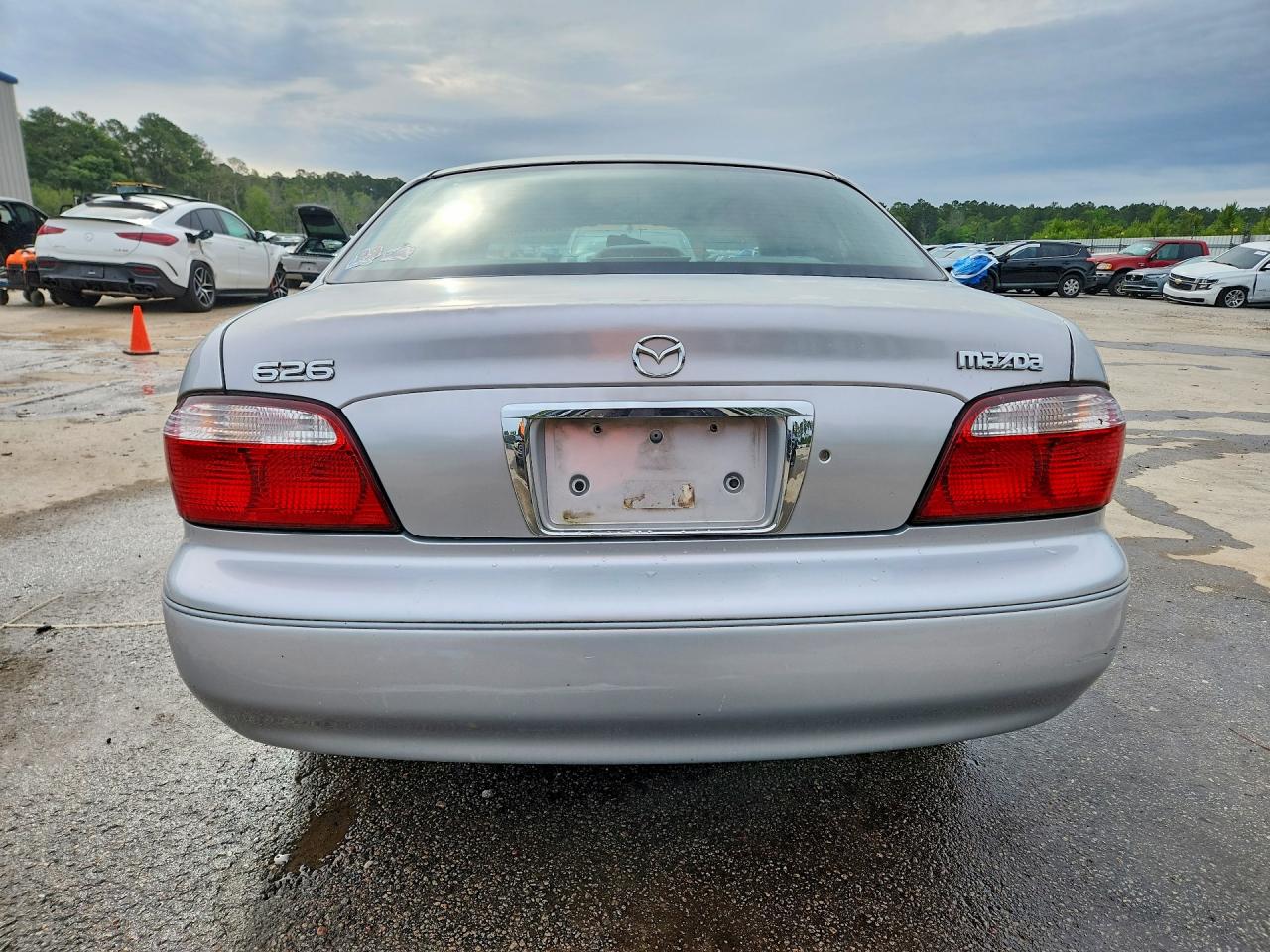 2002 Mazda 626 Lx Silver vin: 1YVGF22C125291463