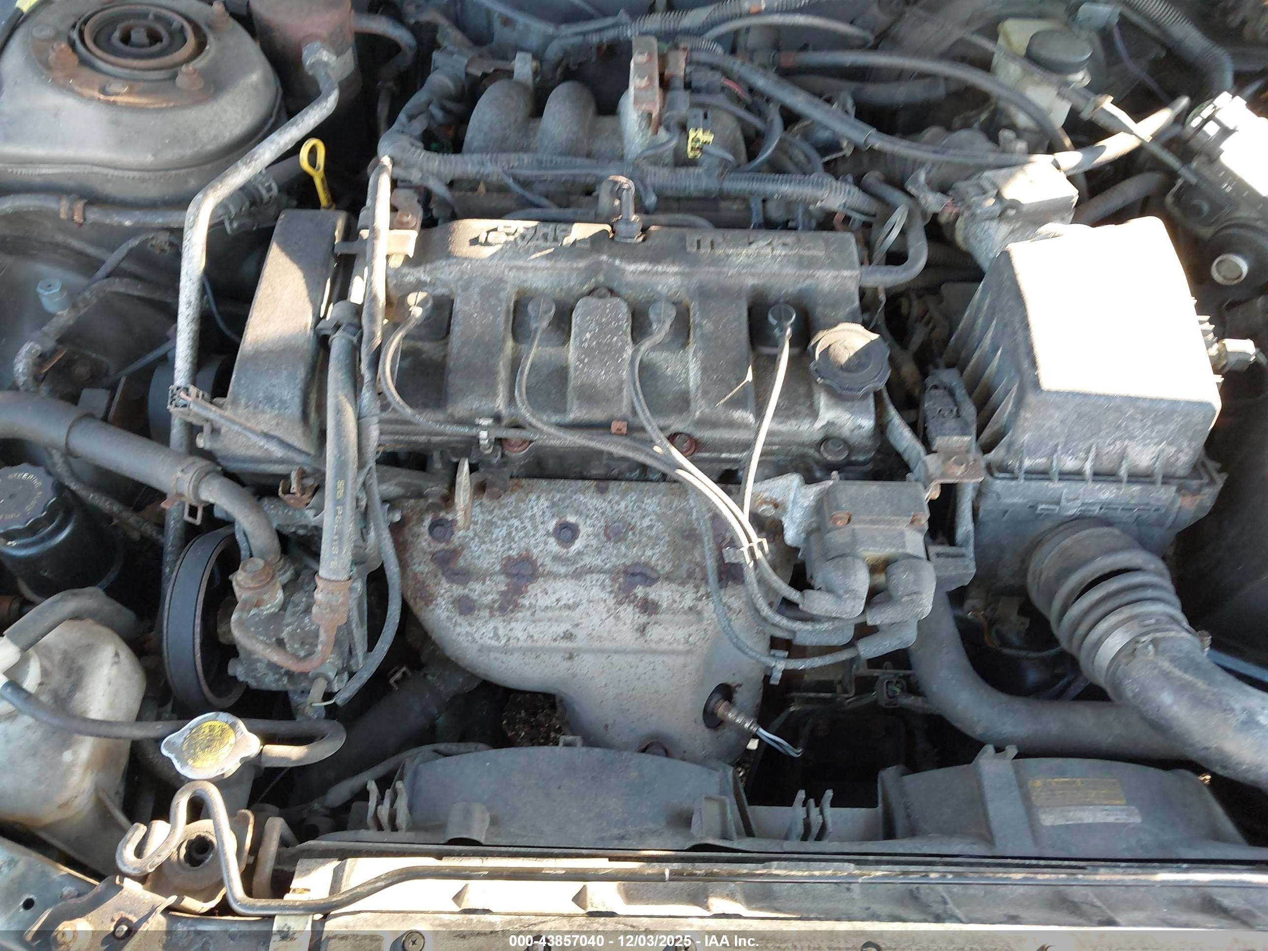 2002 Mazda 626 Lx Tan vin: 1YVGF22C125307001