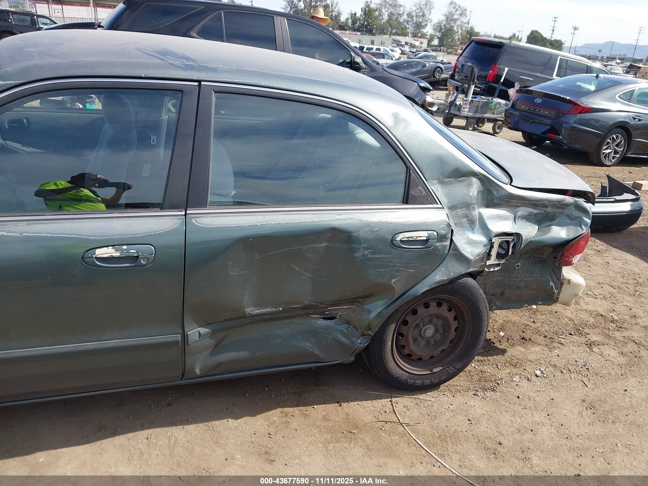 1998 Mazda 626 Dx/lx Green vin: 1YVGF22C2W5691764