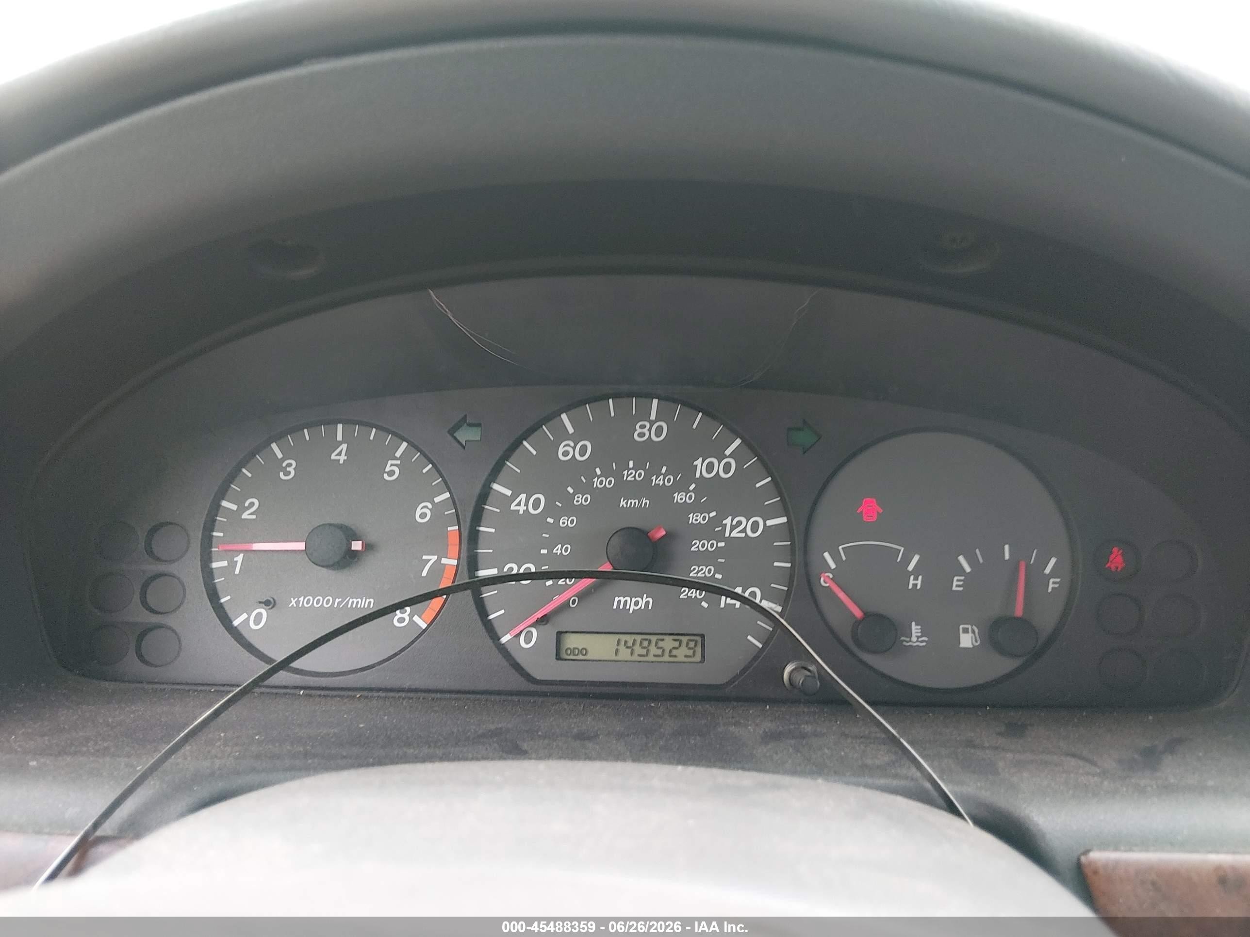 2000 Mazda 626 Es/lx White vin: 1YVGF22C2Y5131861