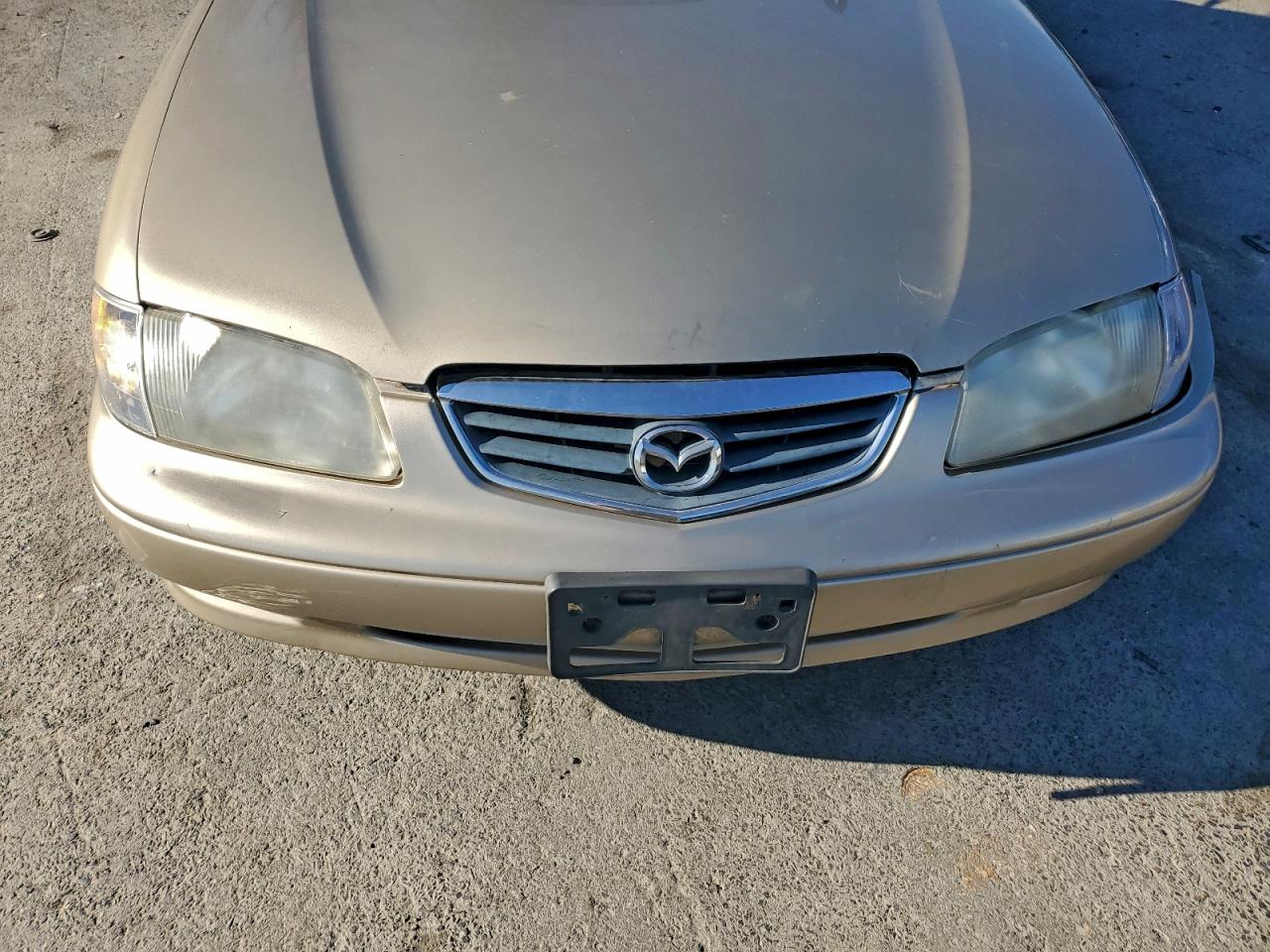 2001 Mazda 626 Es Beige vin: 1YVGF22C315200658
