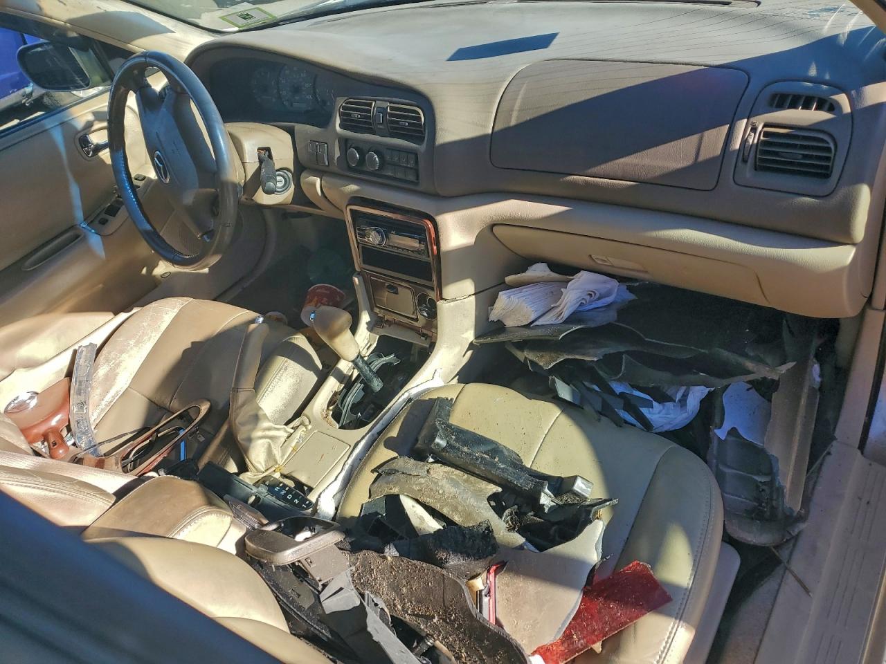 2001 Mazda 626 Es Beige vin: 1YVGF22C315200658