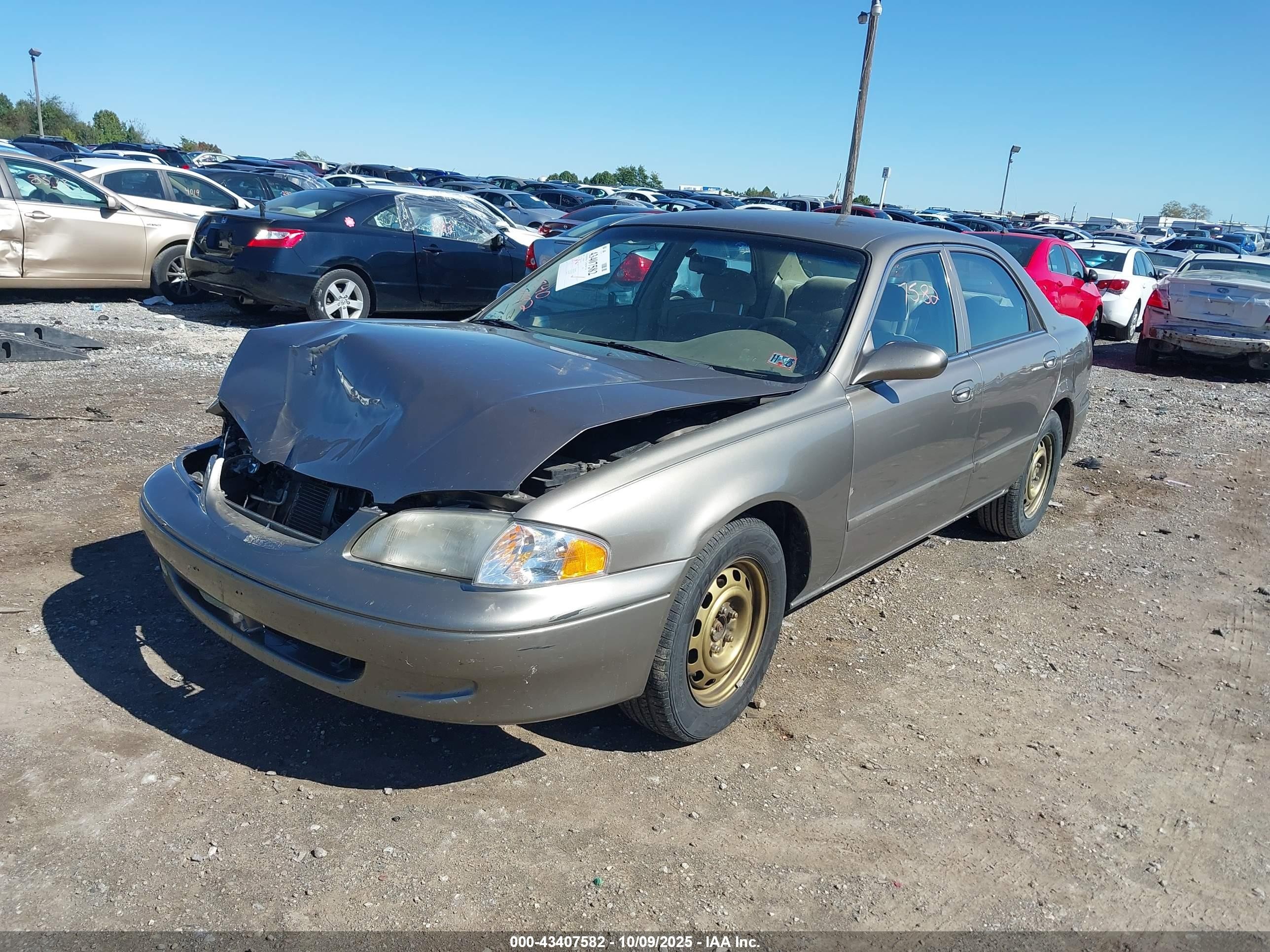 2001 Mazda 626 Es/lx Gold vin: 1YVGF22C315234647