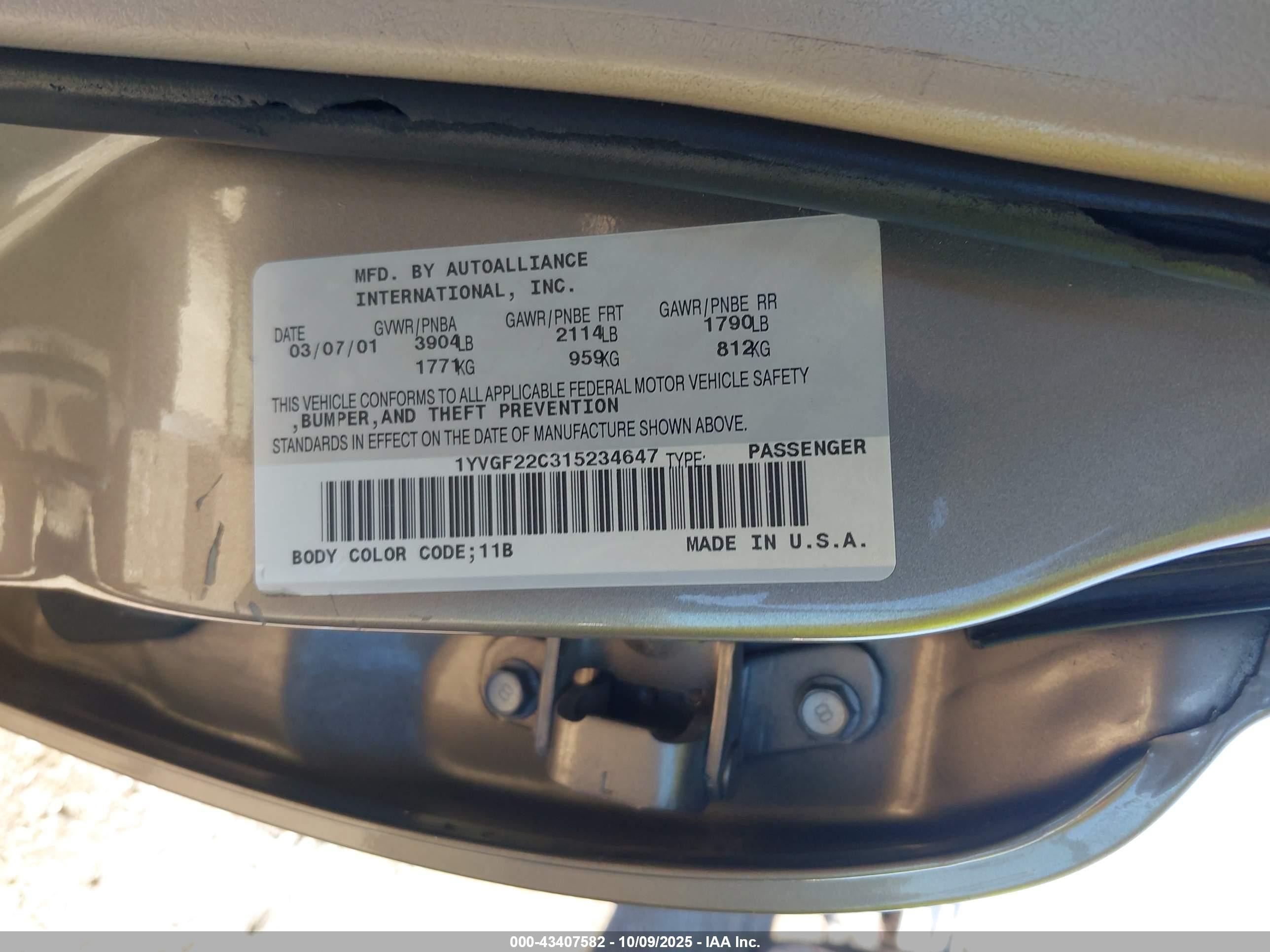 2001 Mazda 626 Es/lx Gold vin: 1YVGF22C315234647