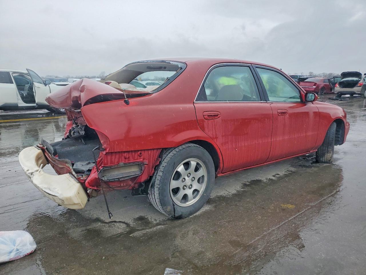 1999 Mazda 626 Es Red vin: 1YVGF22C3X5818622