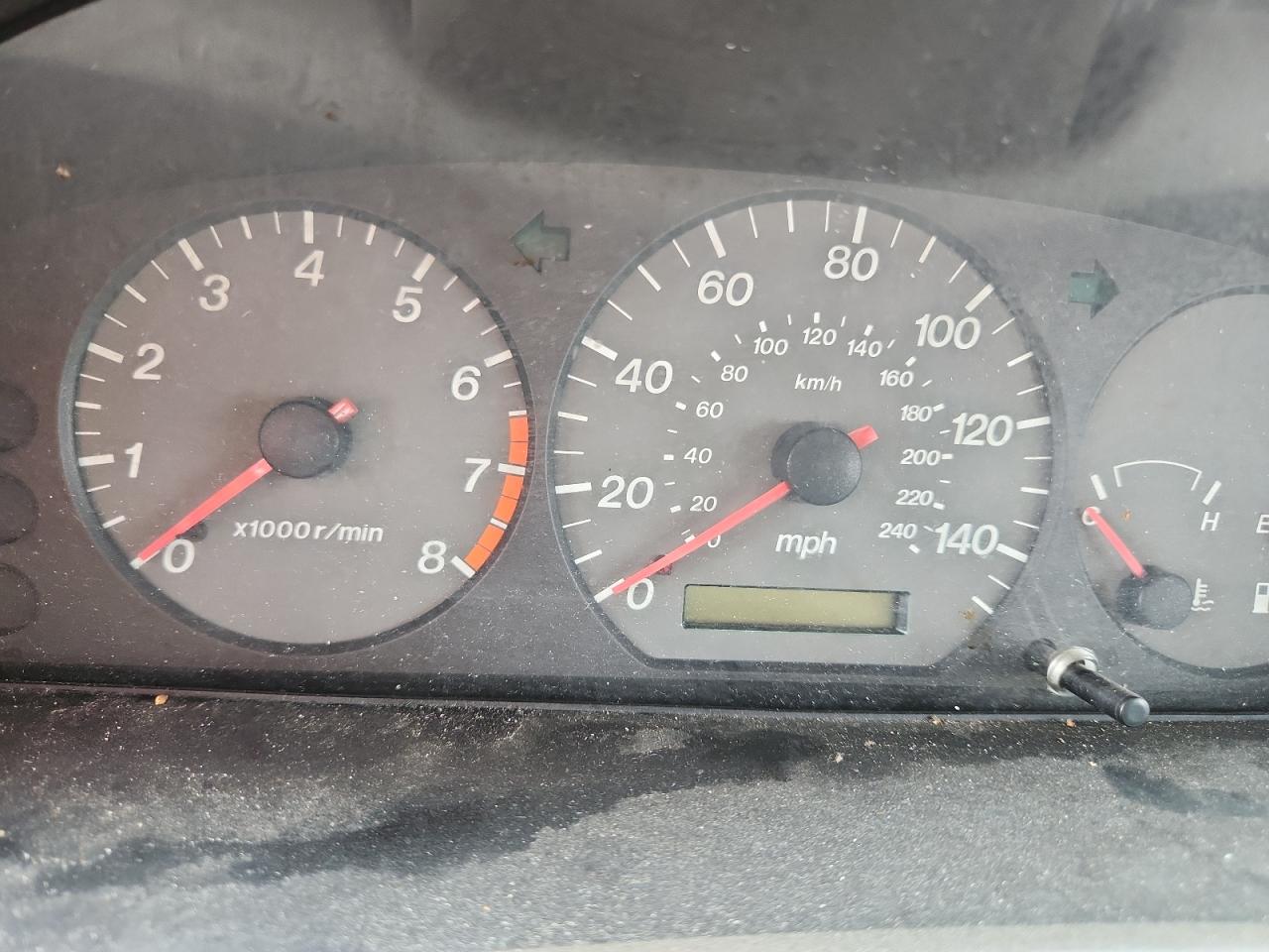 2001 Mazd 626 Es Aut Beige vin: 1YVGF22C415219011