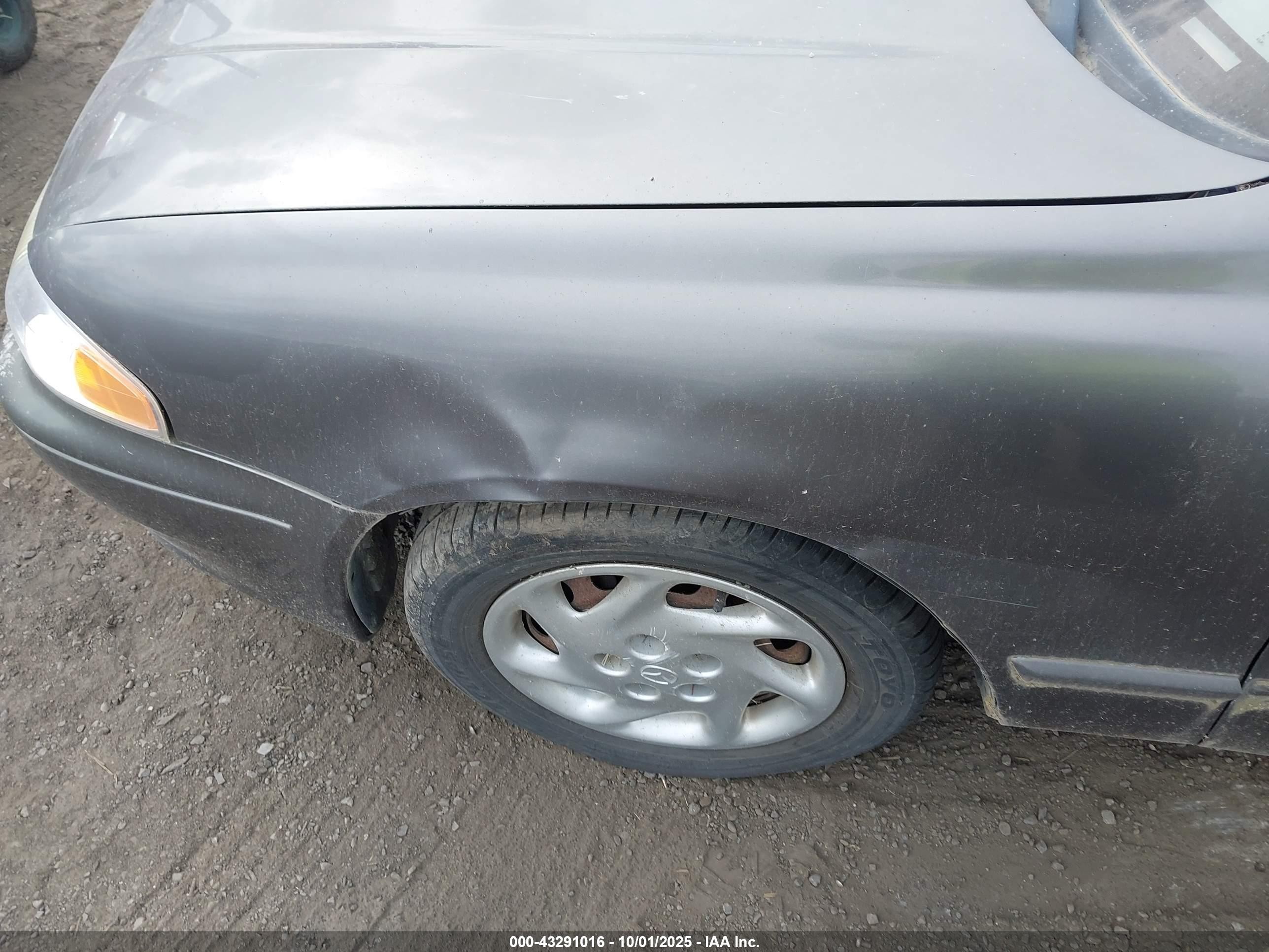 2001 Mazda 626 Es/lx Gray vin: 1YVGF22C515227084