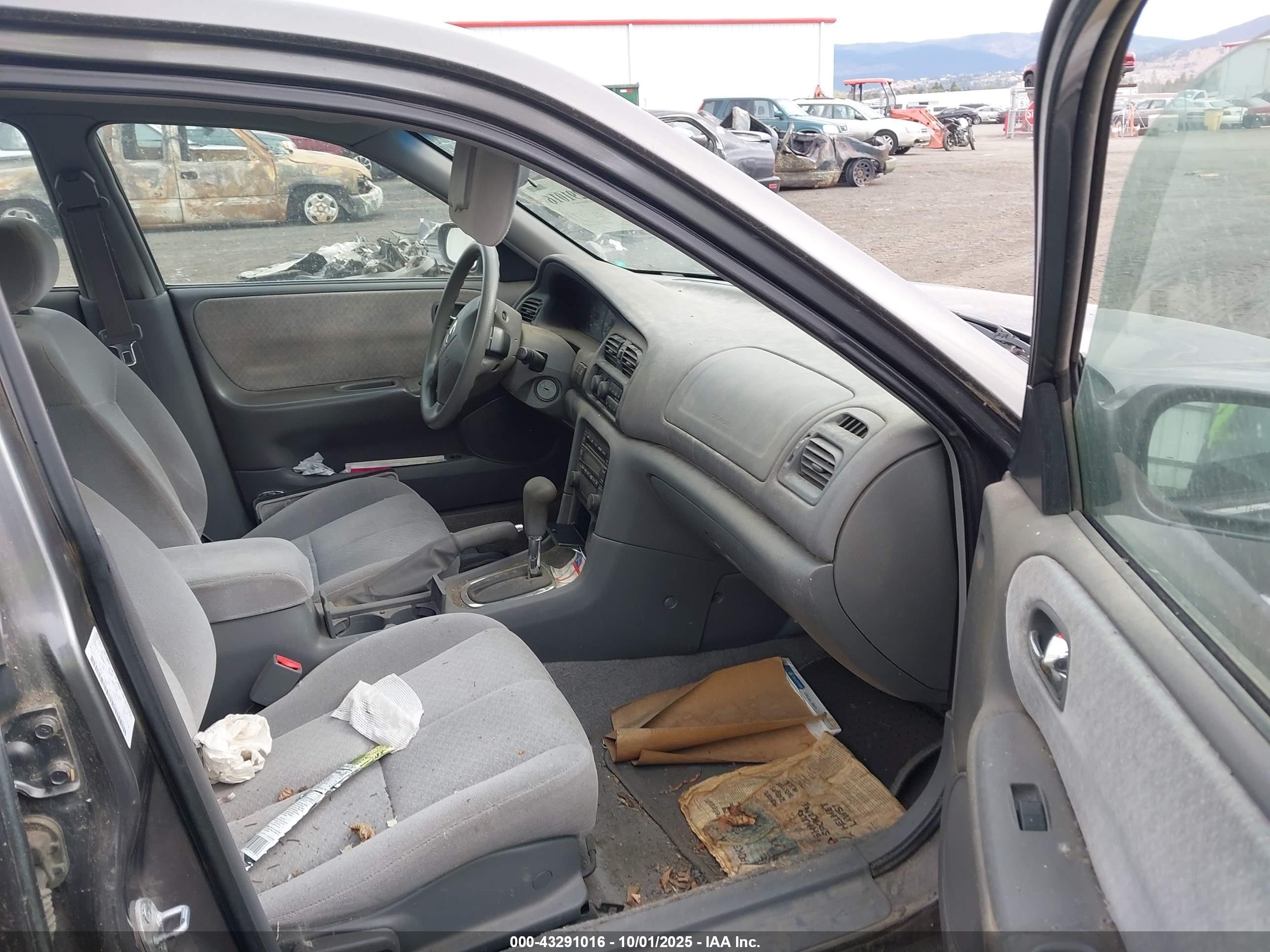 2001 Mazda 626 Es/lx Gray vin: 1YVGF22C515227084