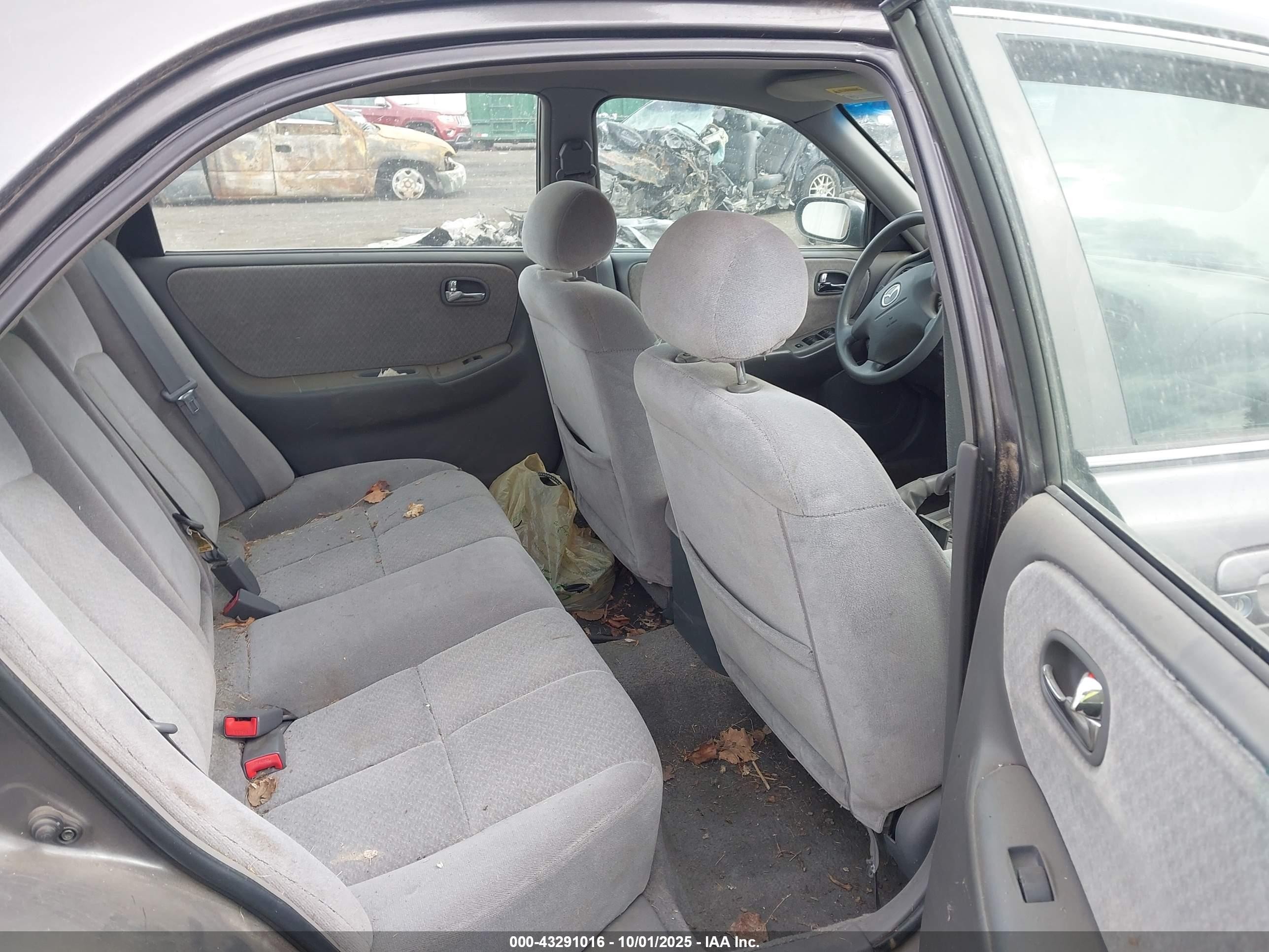 2001 Mazda 626 Es/lx Gray vin: 1YVGF22C515227084