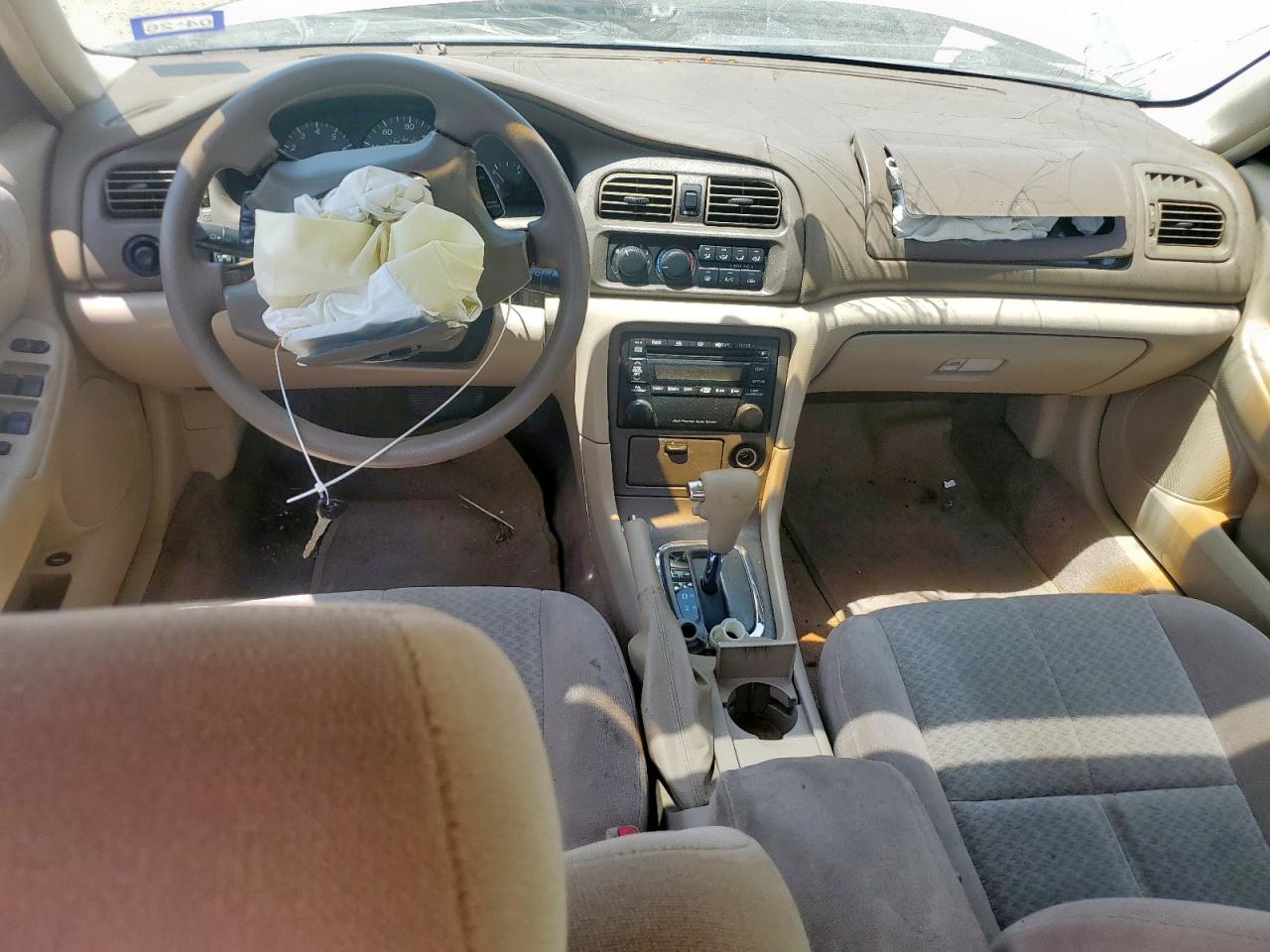 2001 Mazda 626 Es Beige vin: 1YVGF22C515252146