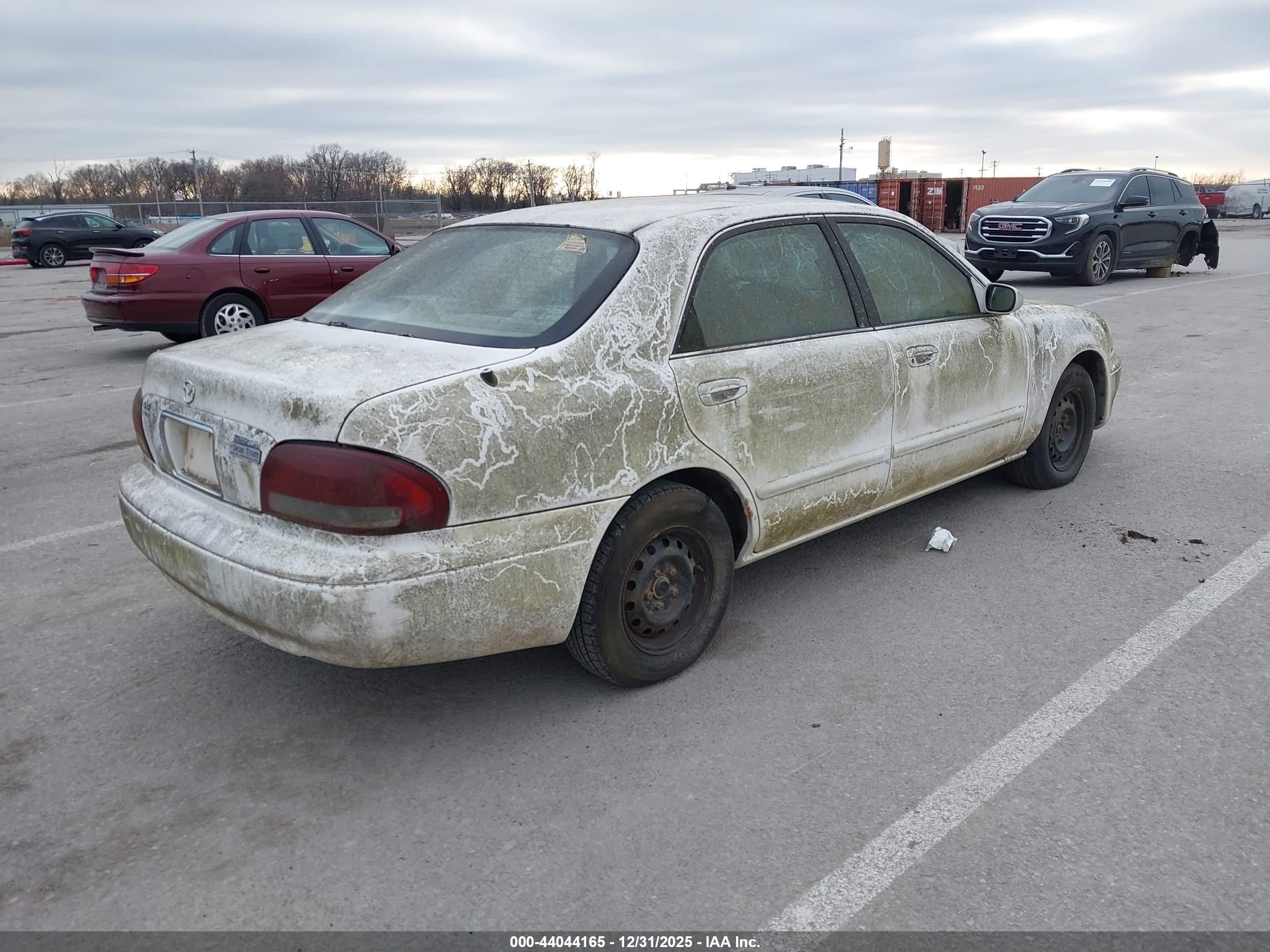 1998 Mazda 626 Dx/lx White vin: 1YVGF22C5W5778929