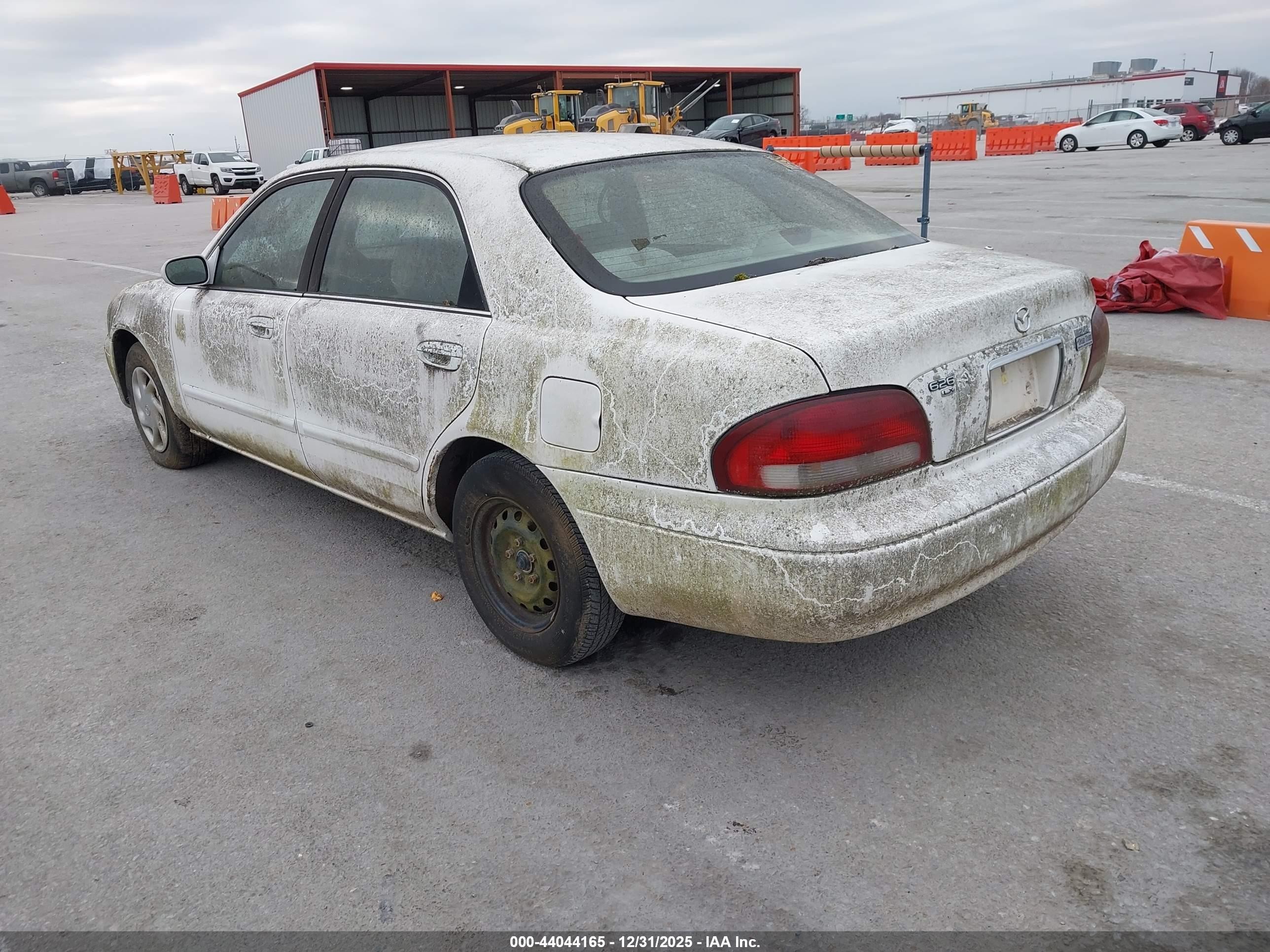 1998 Mazda 626 Dx/lx White vin: 1YVGF22C5W5778929