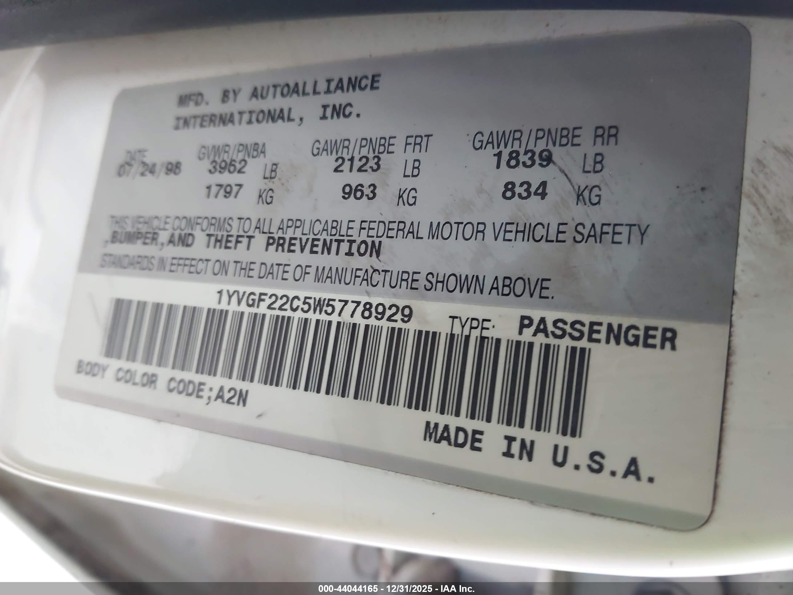 1998 Mazda 626 Dx/lx White vin: 1YVGF22C5W5778929