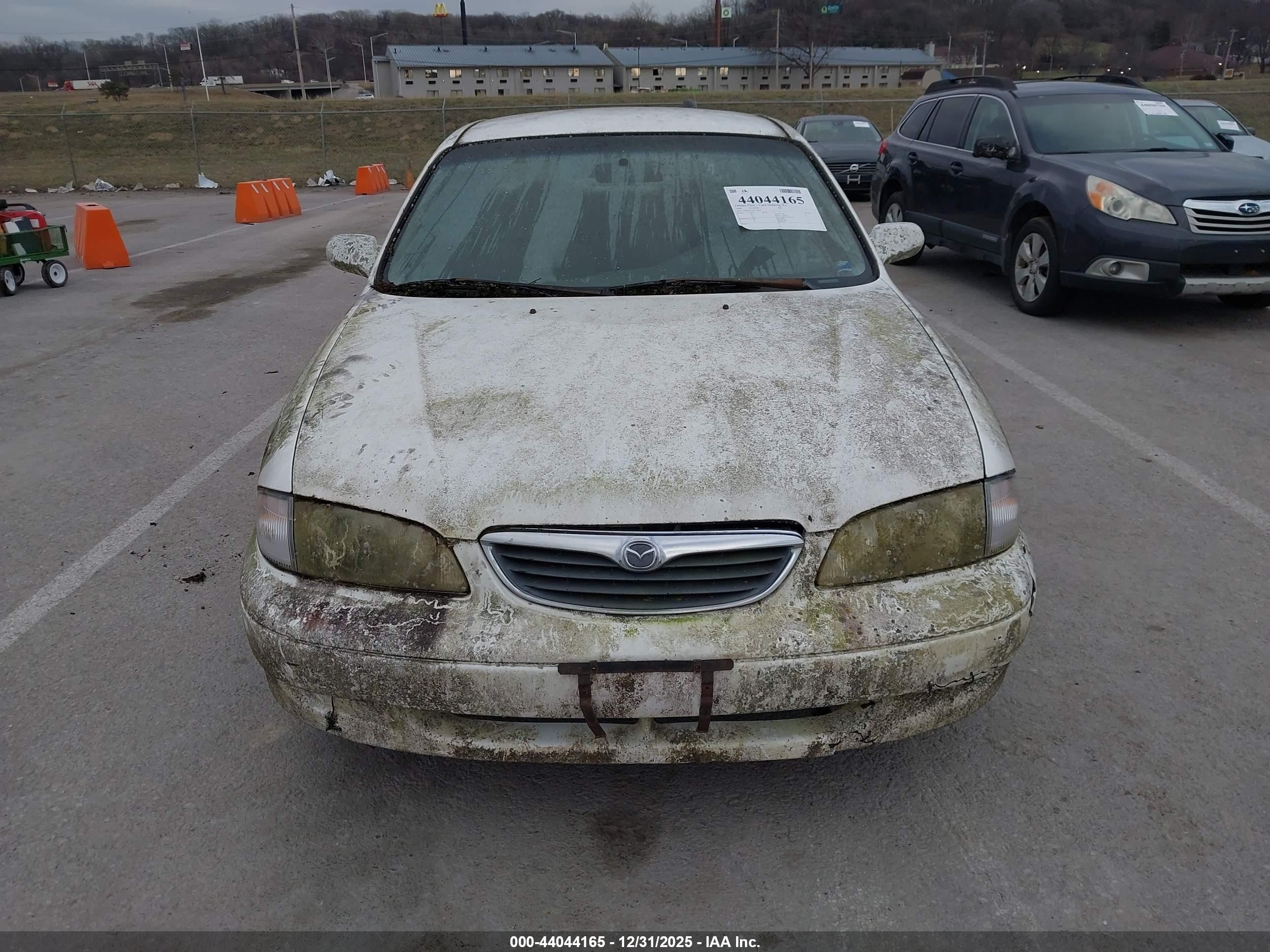 1998 Mazda 626 Dx/lx White vin: 1YVGF22C5W5778929