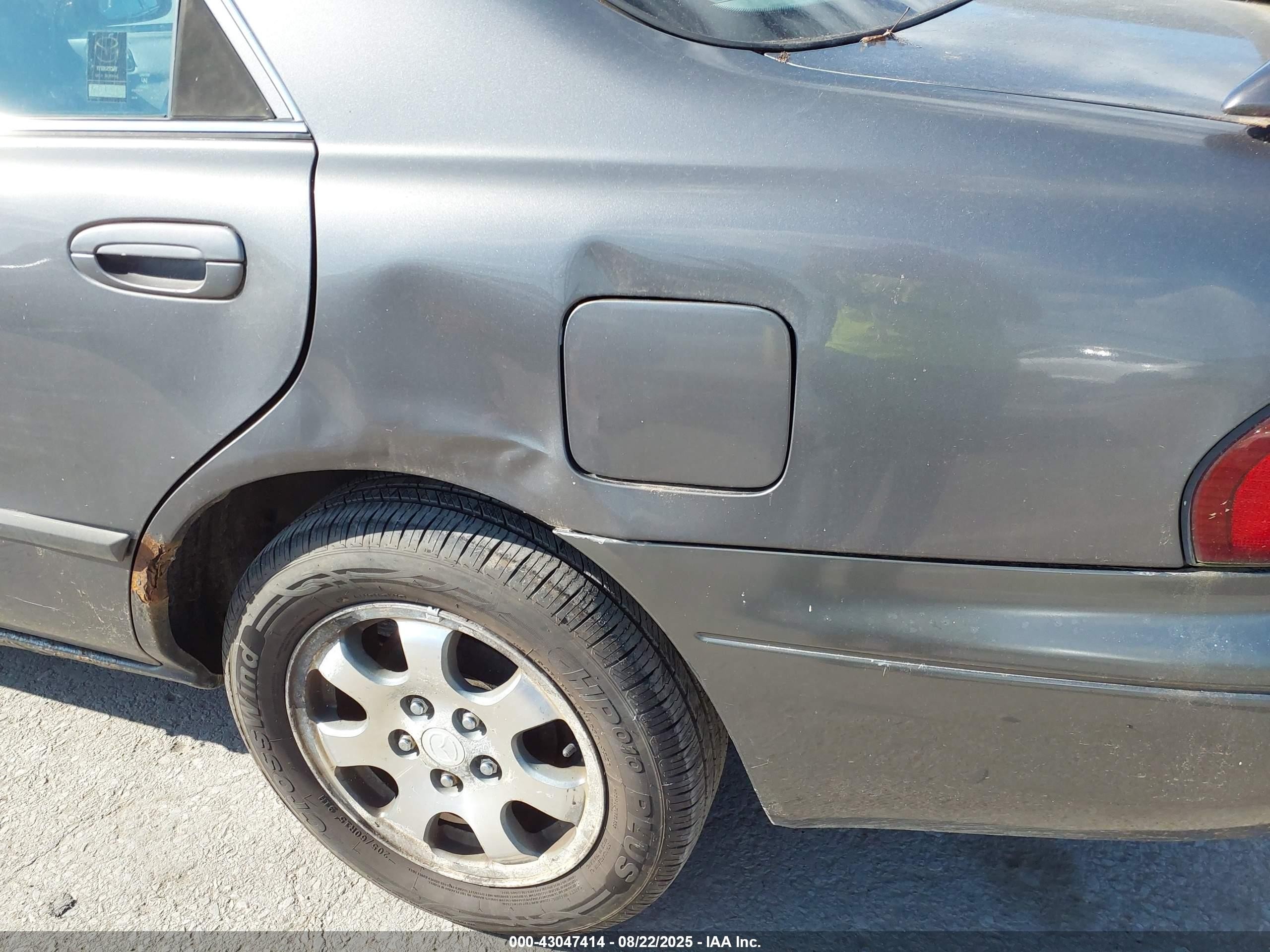 2001 Mazda 626 Es/lx Gray vin: 1YVGF22C615251202