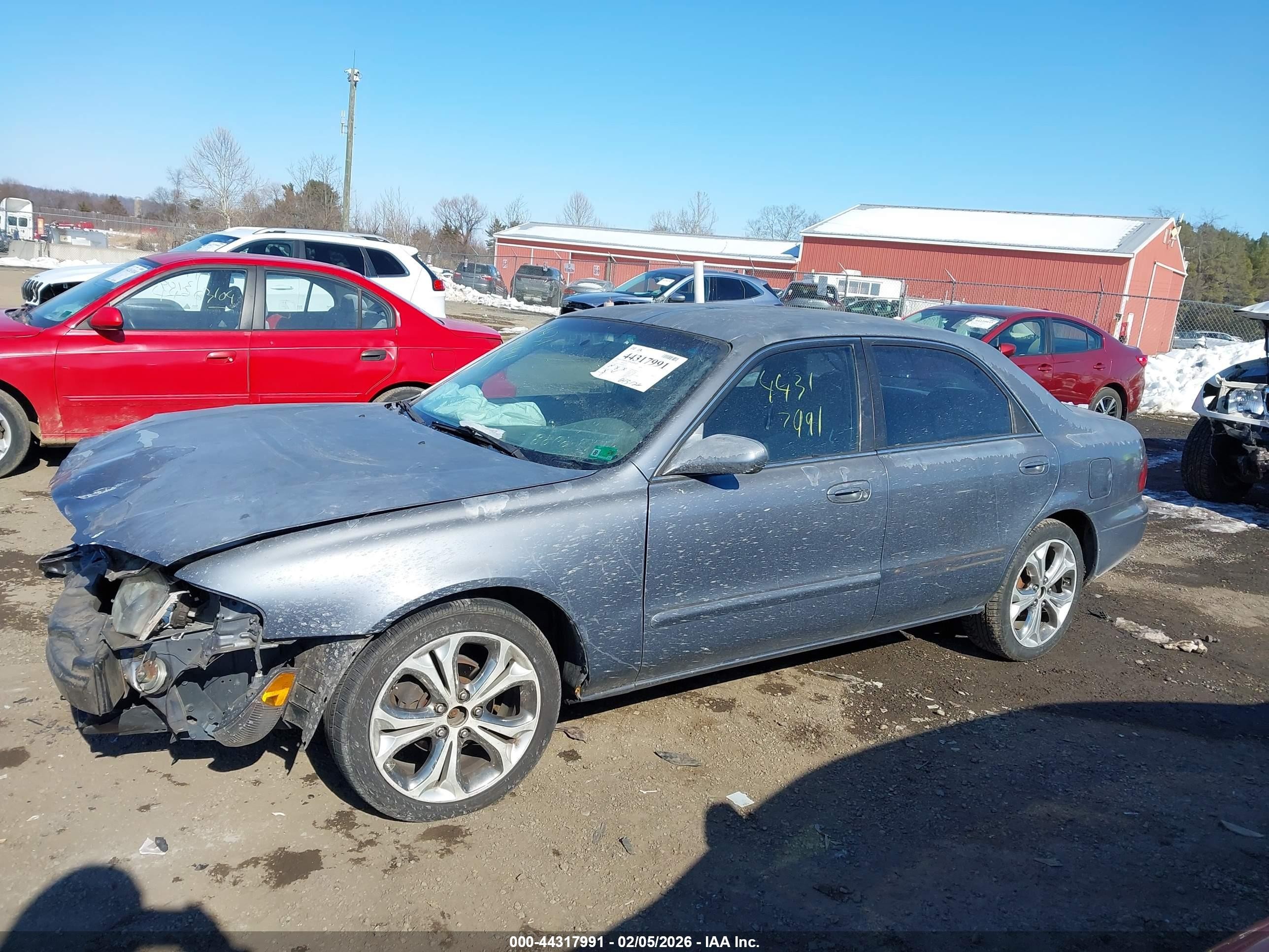 1998 Mazda 626 Dx/lx Blue vin: 1YVGF22C6W5698314
