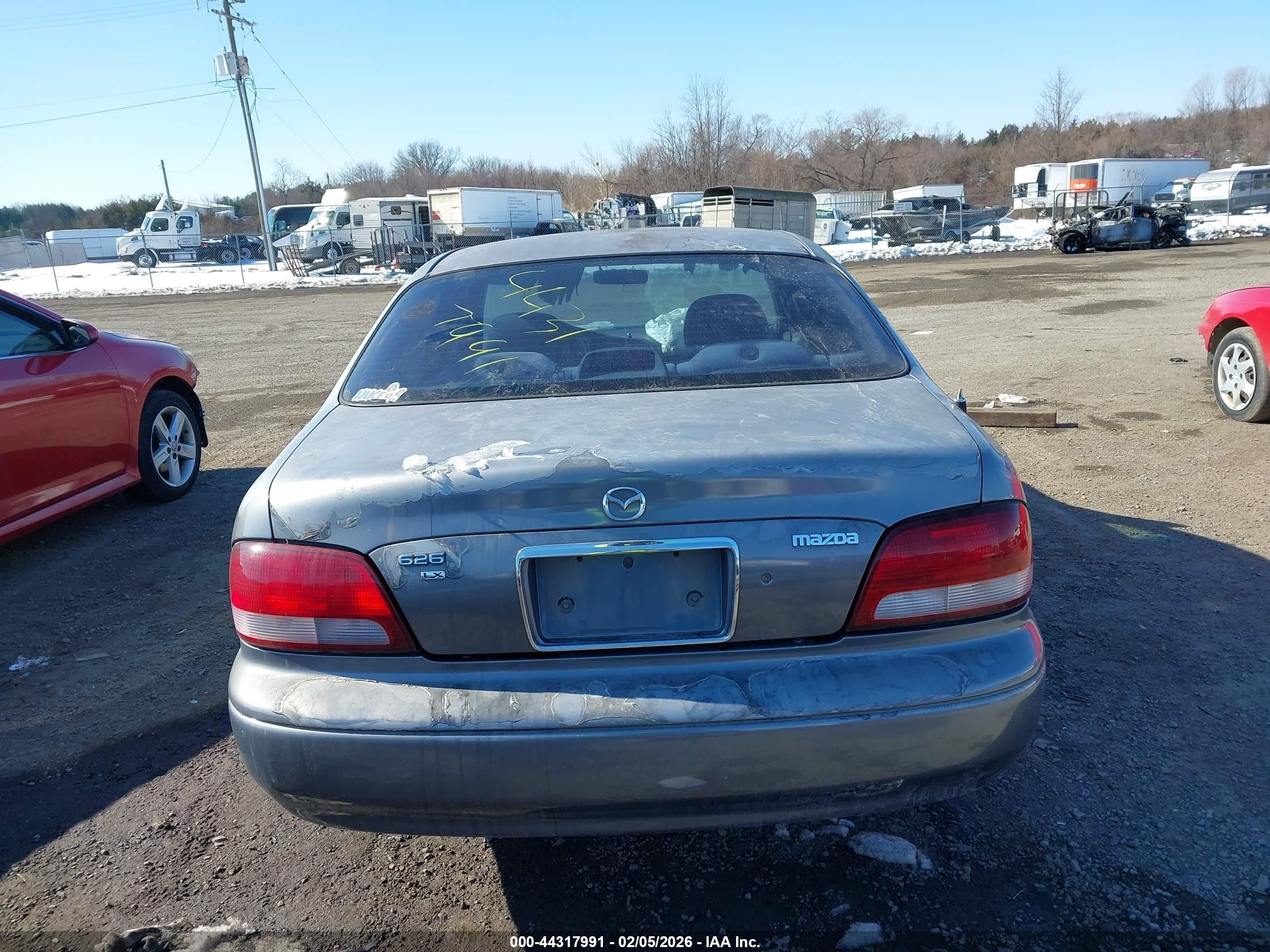 1998 Mazda 626 Dx/lx Blue vin: 1YVGF22C6W5698314