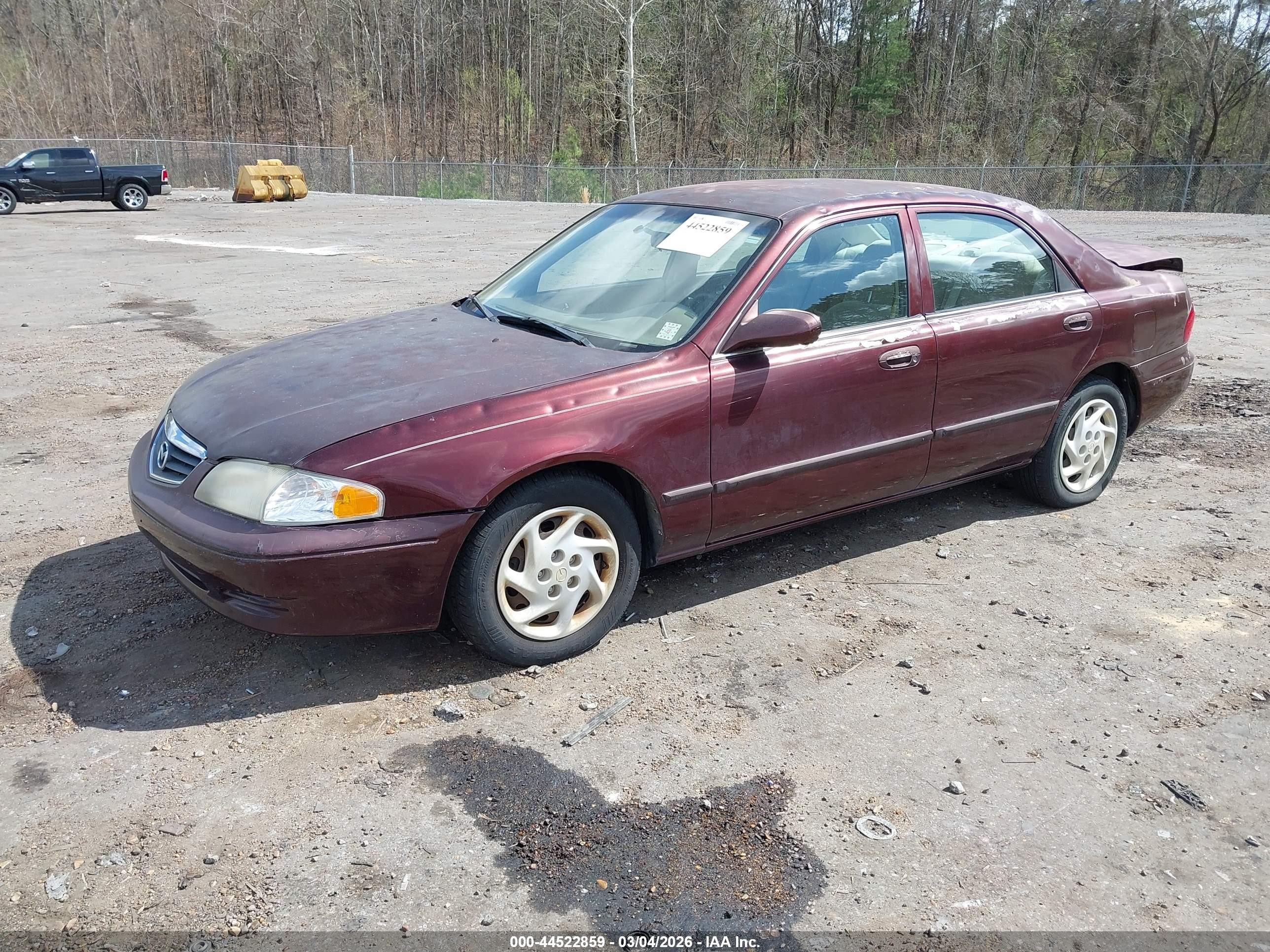 2001 Mazda 626 Es/lx Red vin: 1YVGF22C715220847