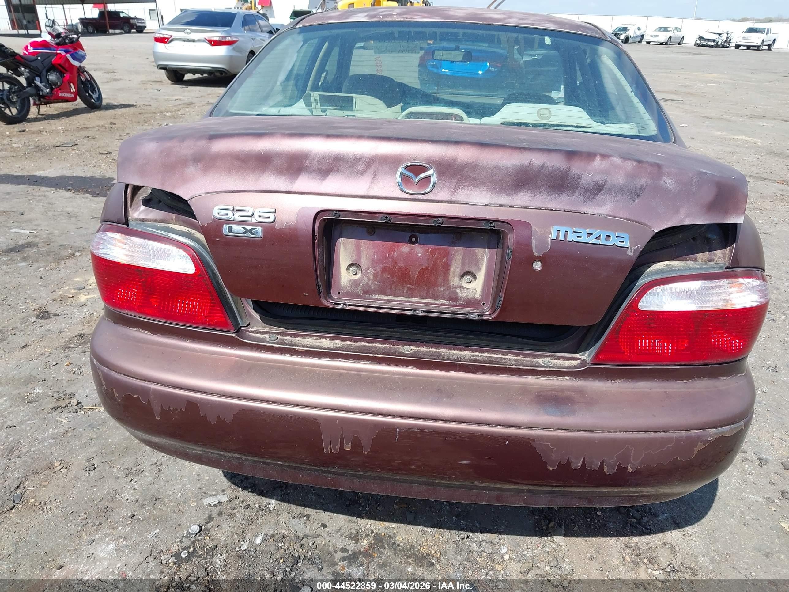 2001 Mazda 626 Es/lx Red vin: 1YVGF22C715220847