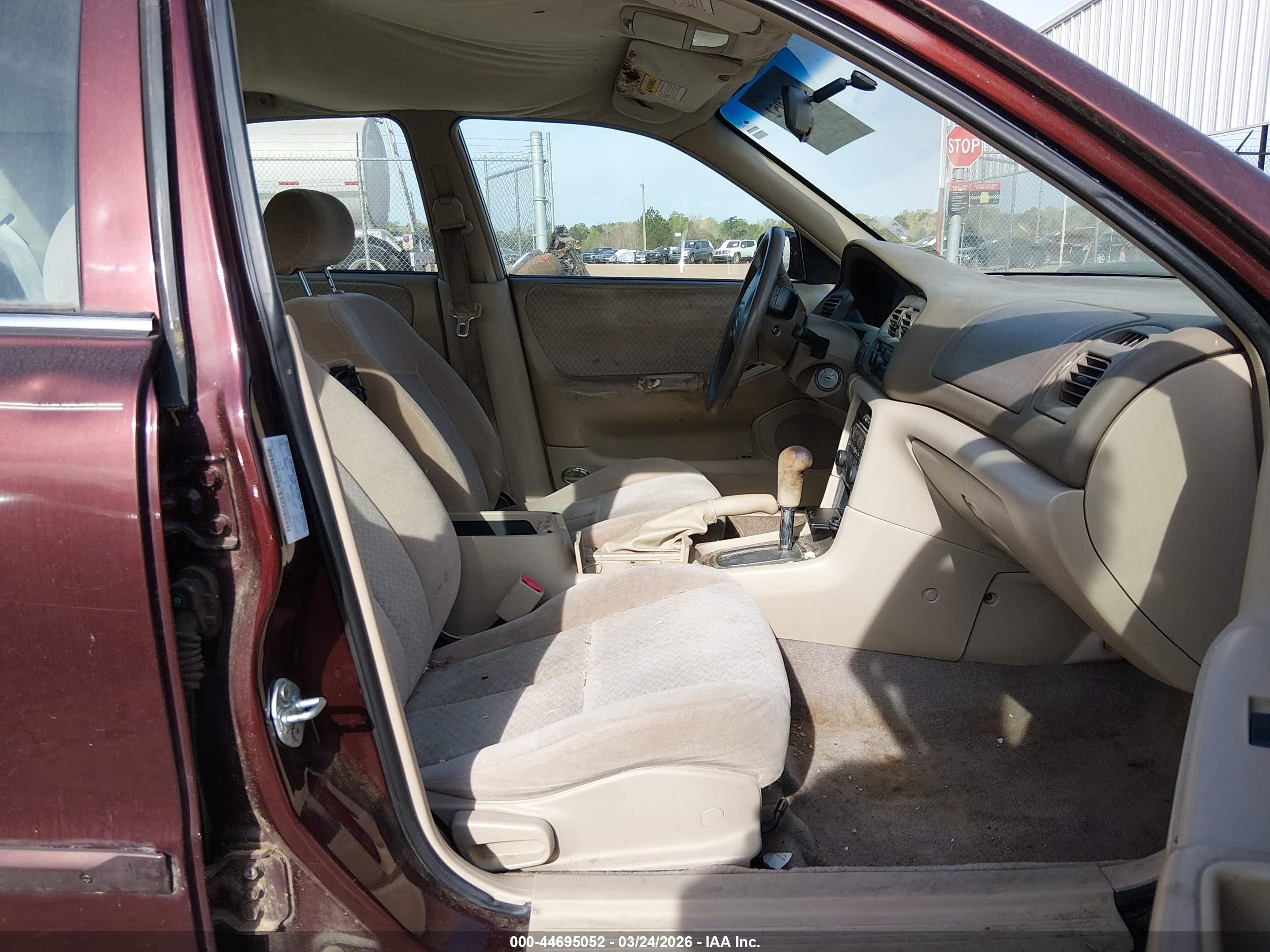 2001 Mazda 626 Es/lx Maroon vin: 1YVGF22C715220847